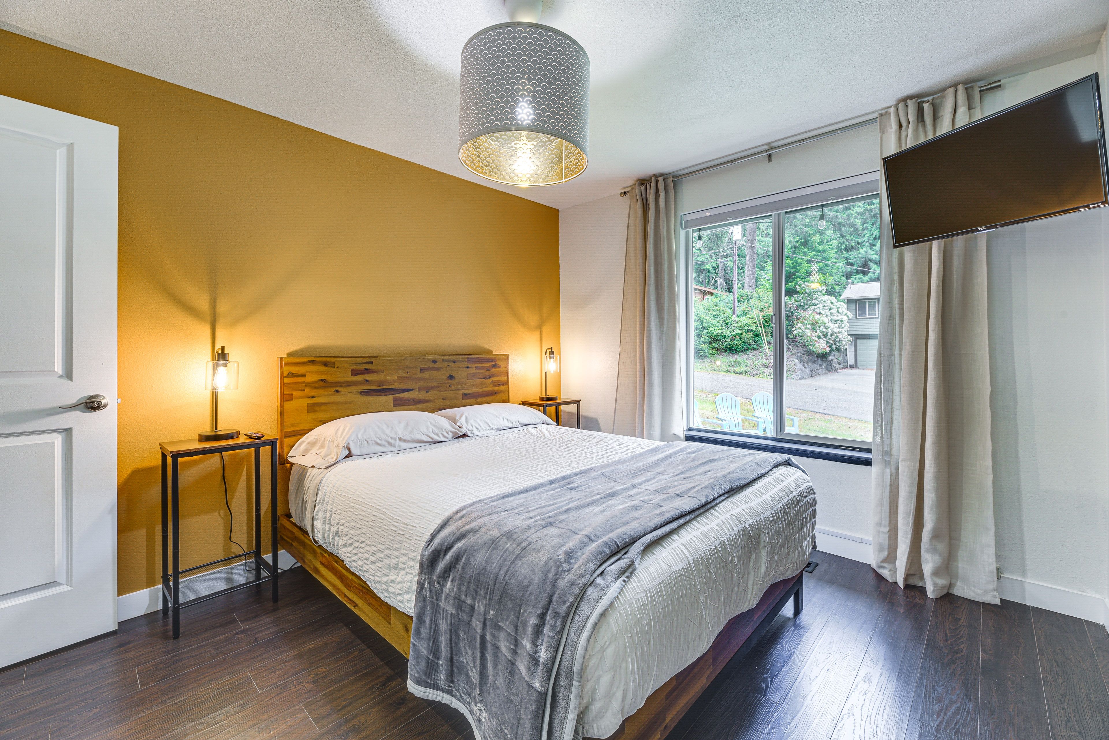 Bedroom 3 | Queen Bed | 2nd Floor