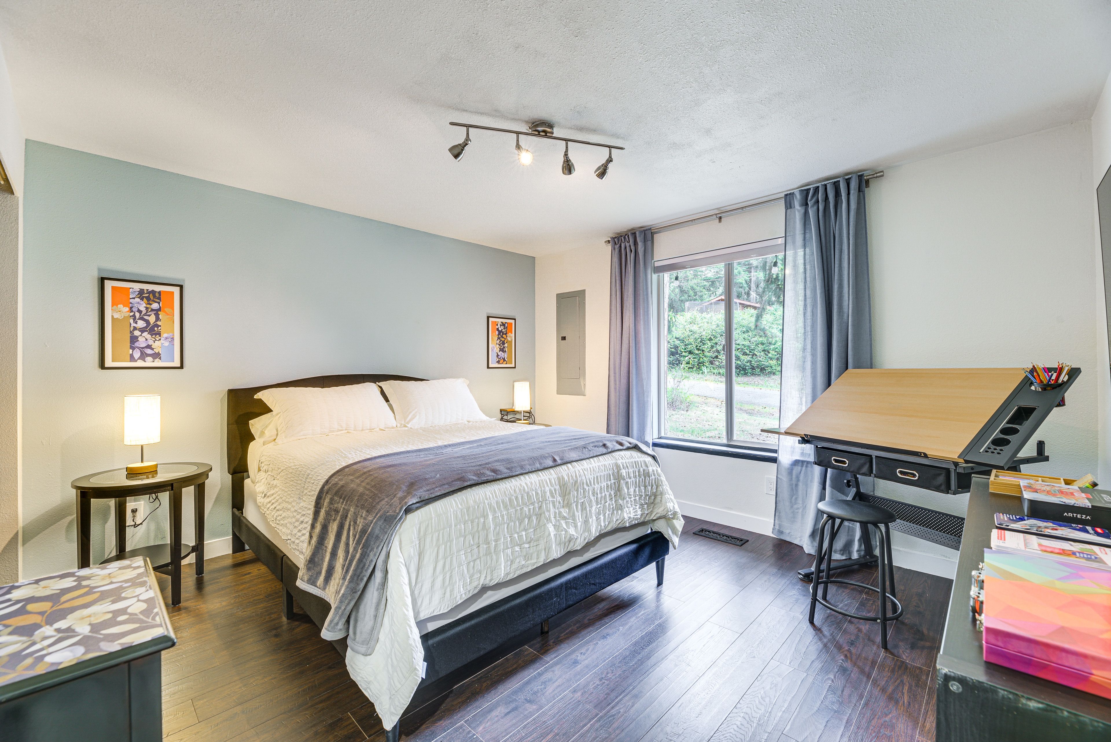 Bedroom 2 | Queen Bed | 2nd Floor