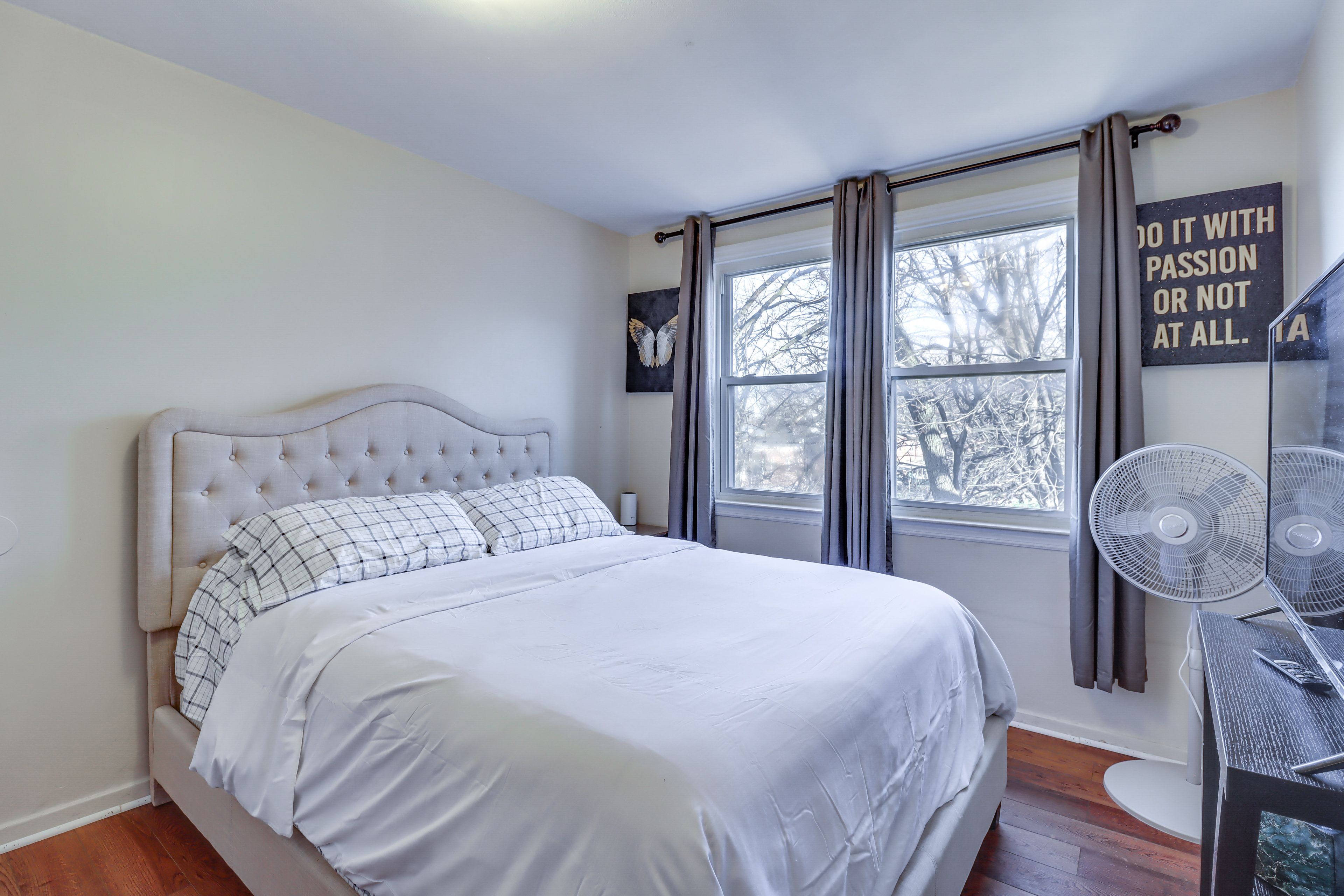 Bedroom 1 | Queen Bed | Linens Provided