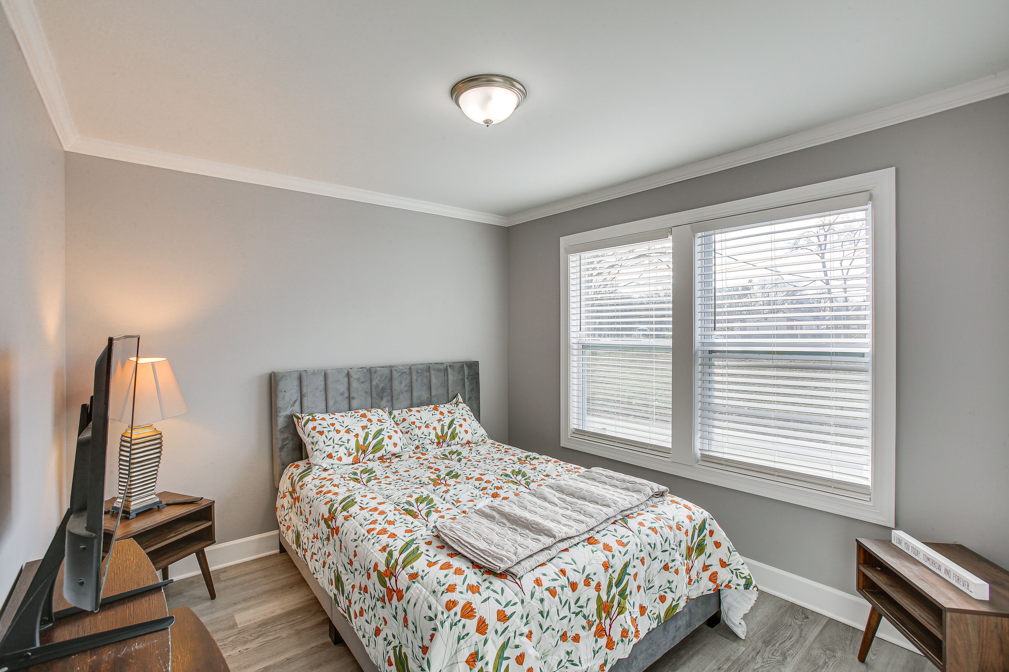 Bedroom 2 | Full Bed | Smart TV w/ Cable | 2nd Floor