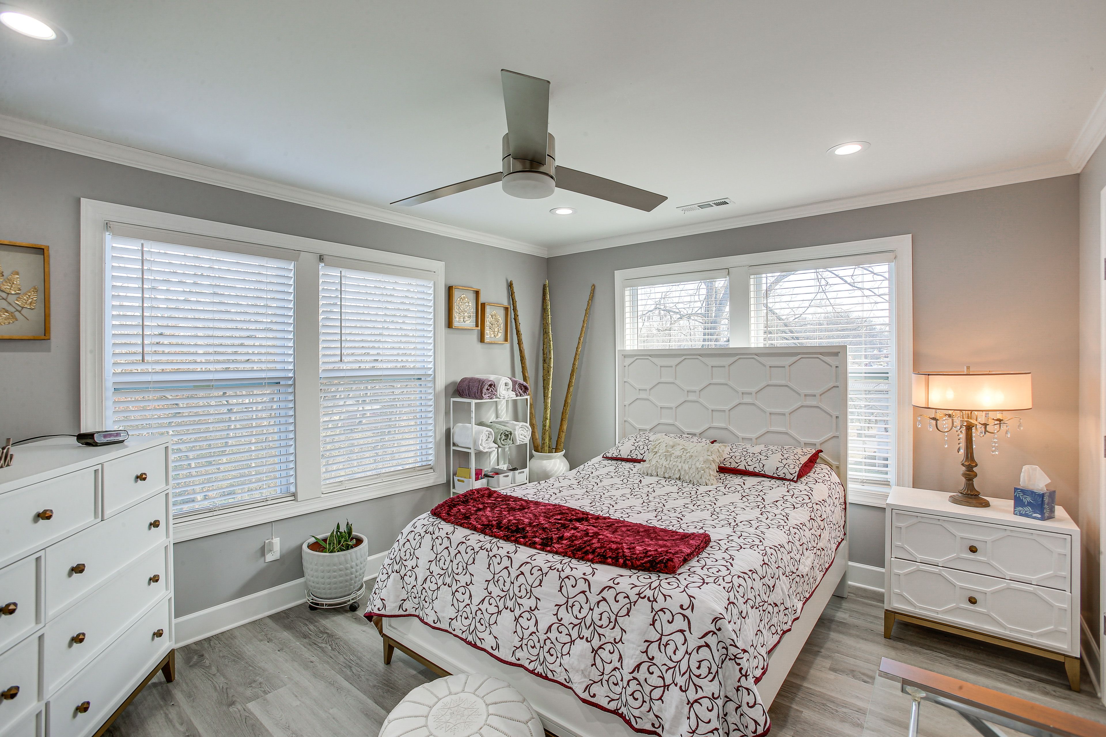 Bedroom 1 | Queen Bed | Smart TV w/ Cable | 2nd Floor