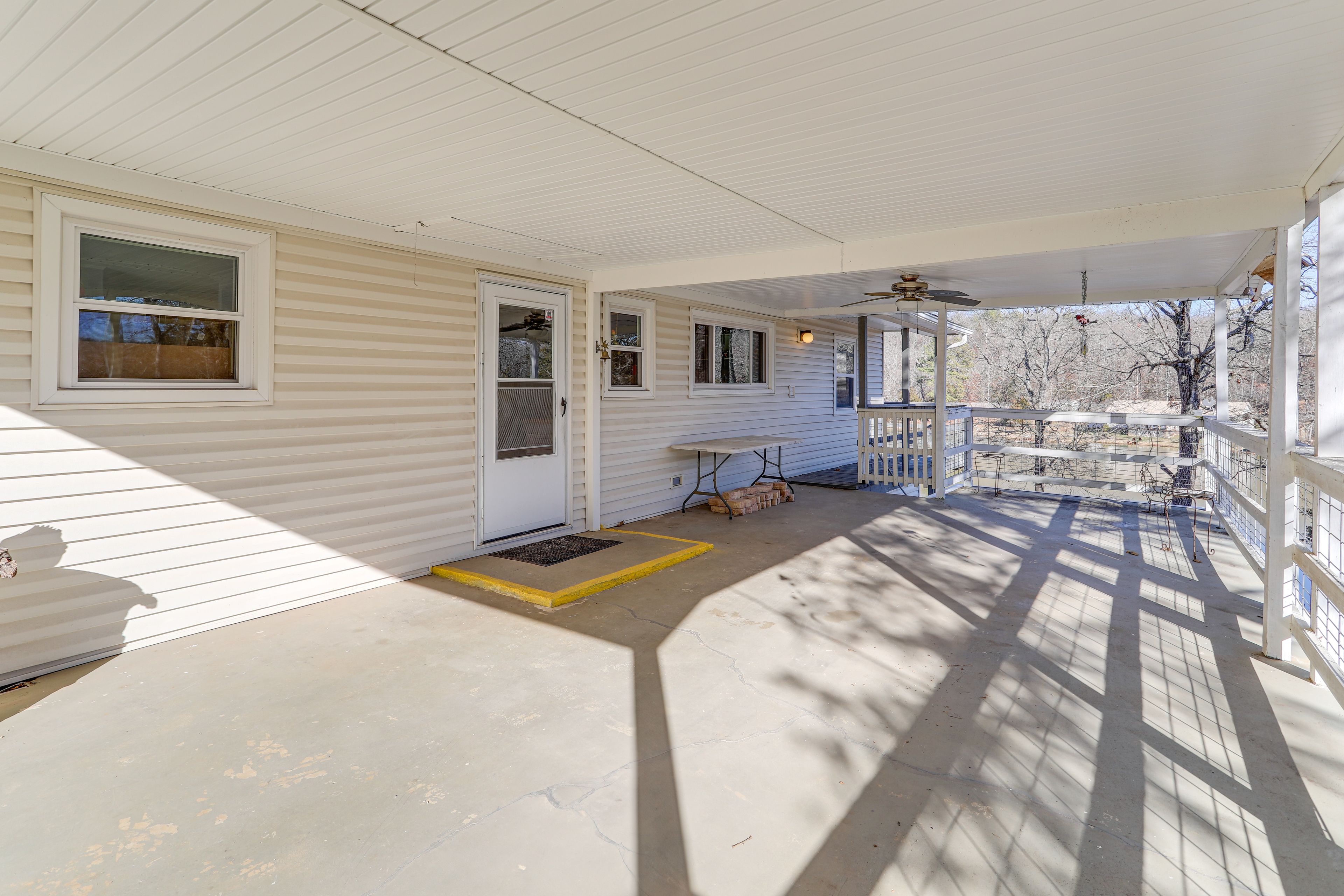 Parking | Driveway (2 Vehicles) | Trailer Parking