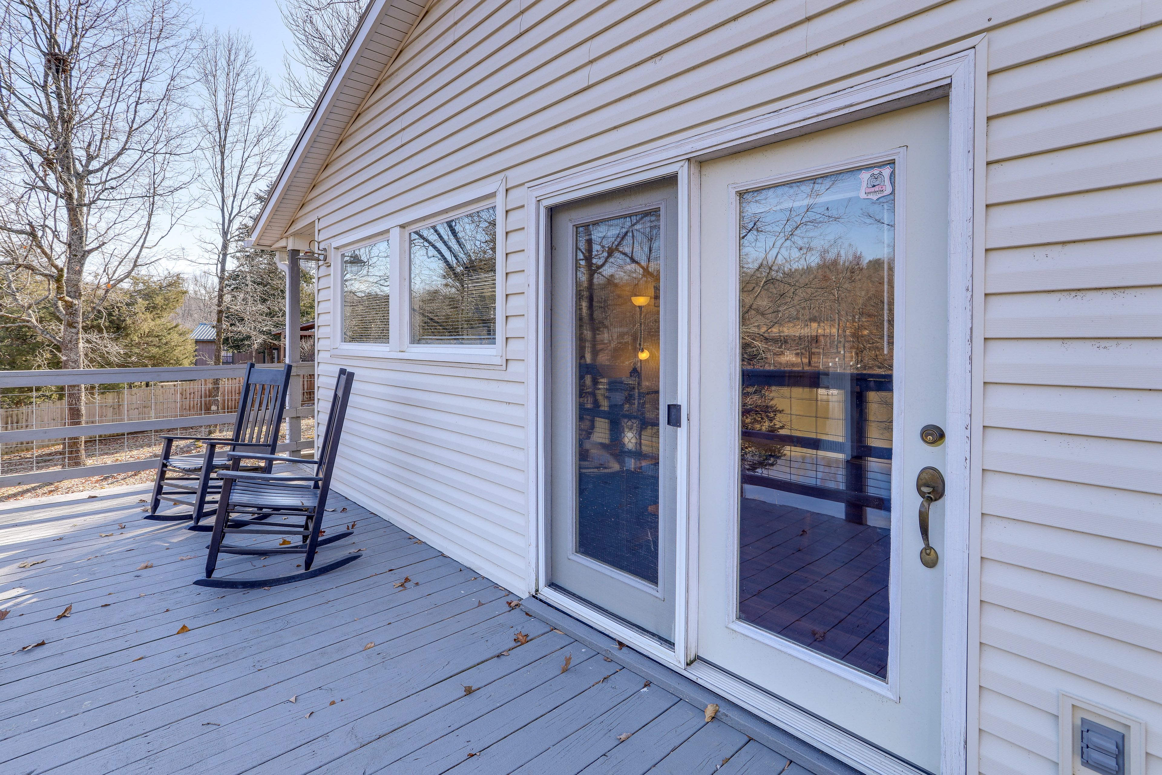 Deck | Outdoor Seating