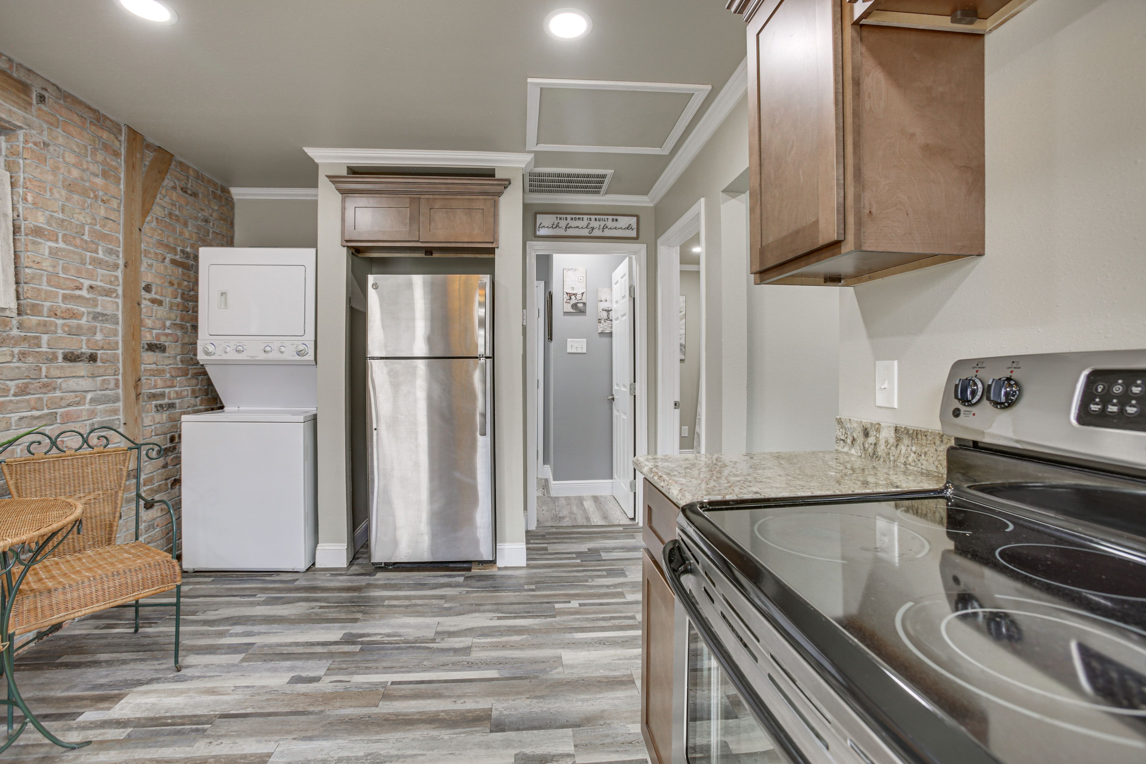 Laundry Area | Washer/Dryer | Iron/Board | Hangers | Trash Bags/Paper Towels