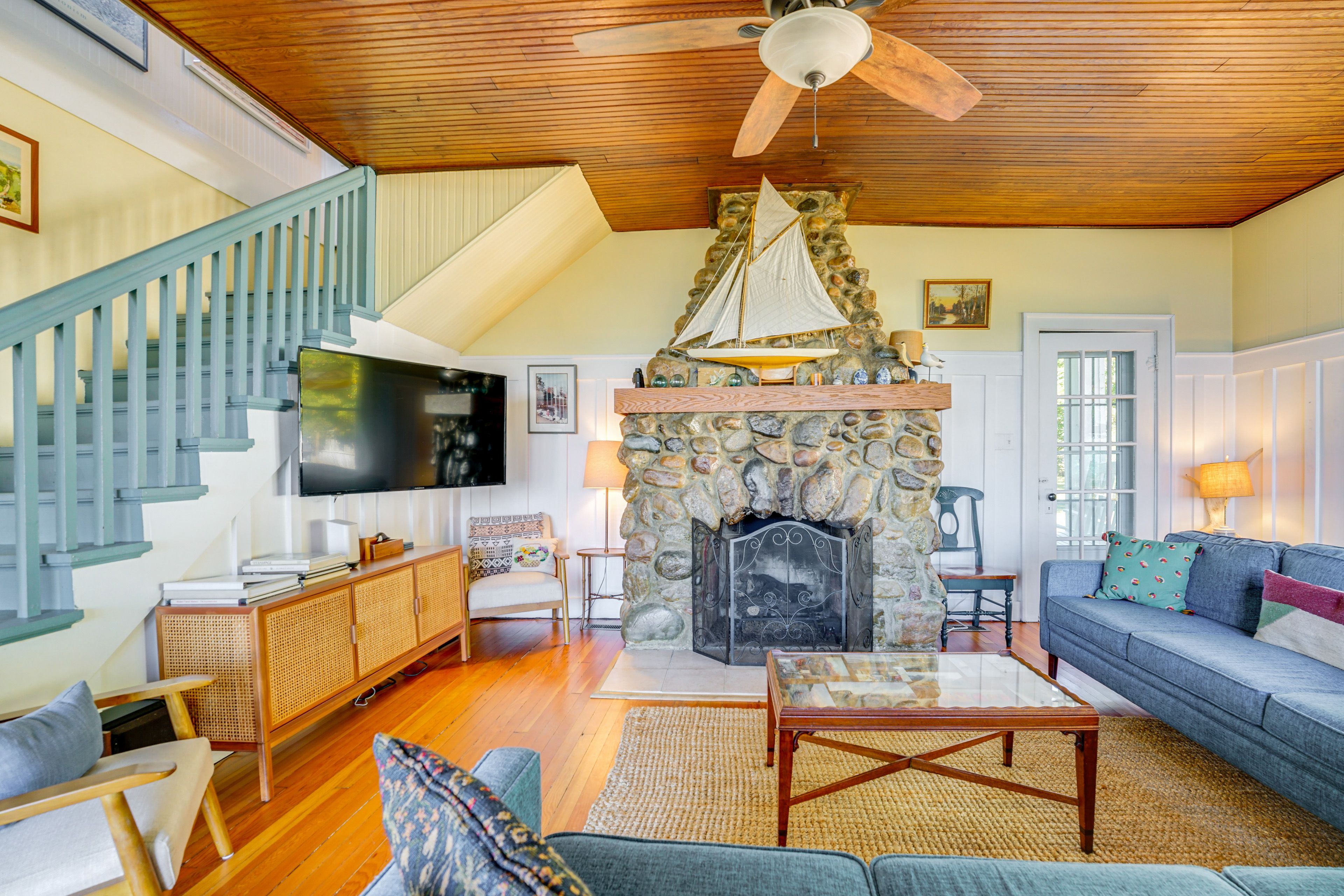 Living Room | 1st Floor | Central A/C & Heat