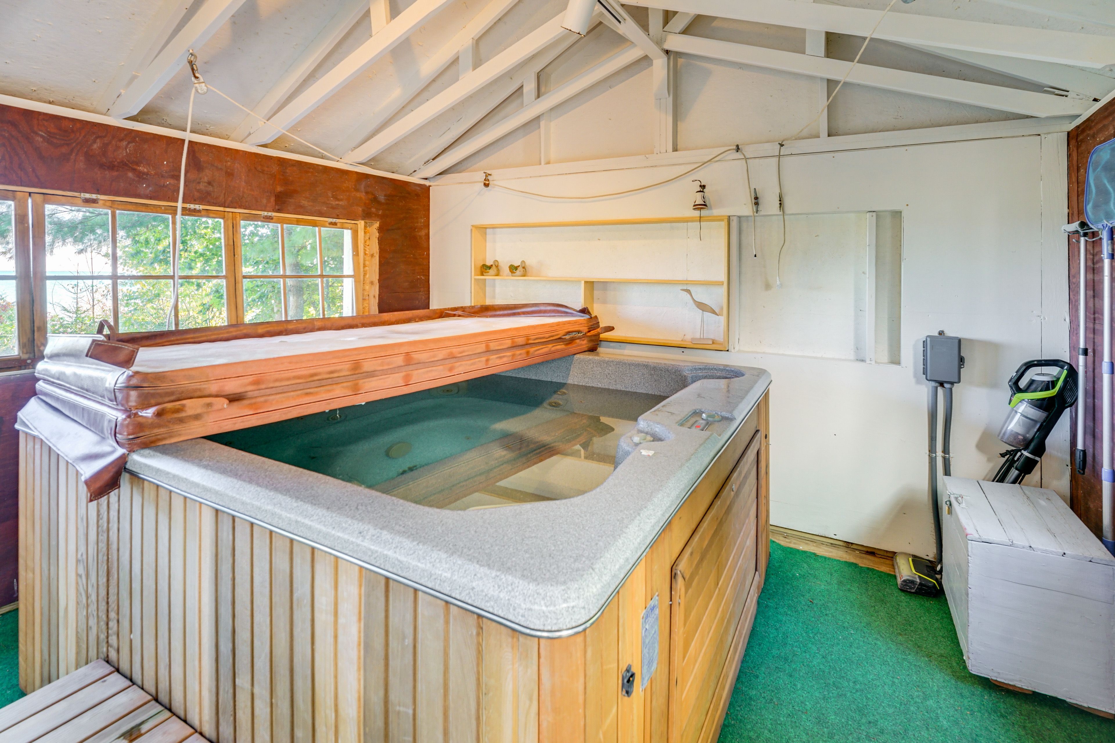 Covered Private Hot Tub