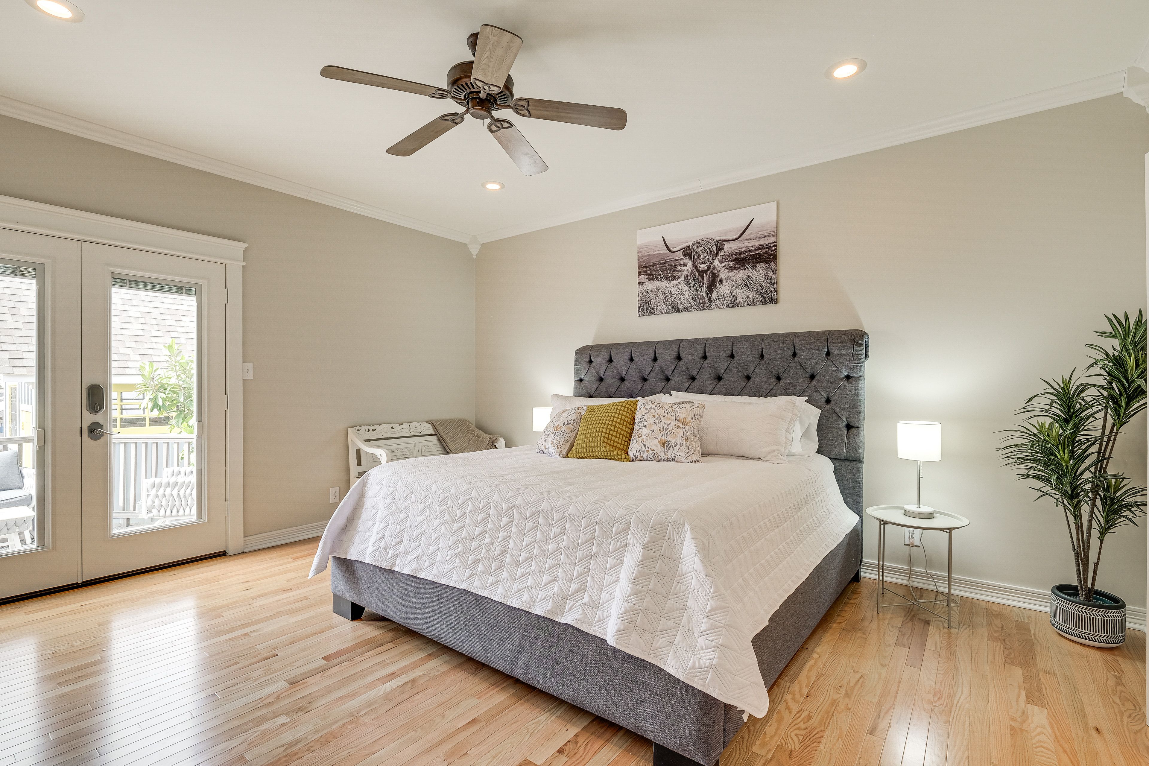 Bedroom 1 | King Bed | Linens Provided | En-Suite Bathroom