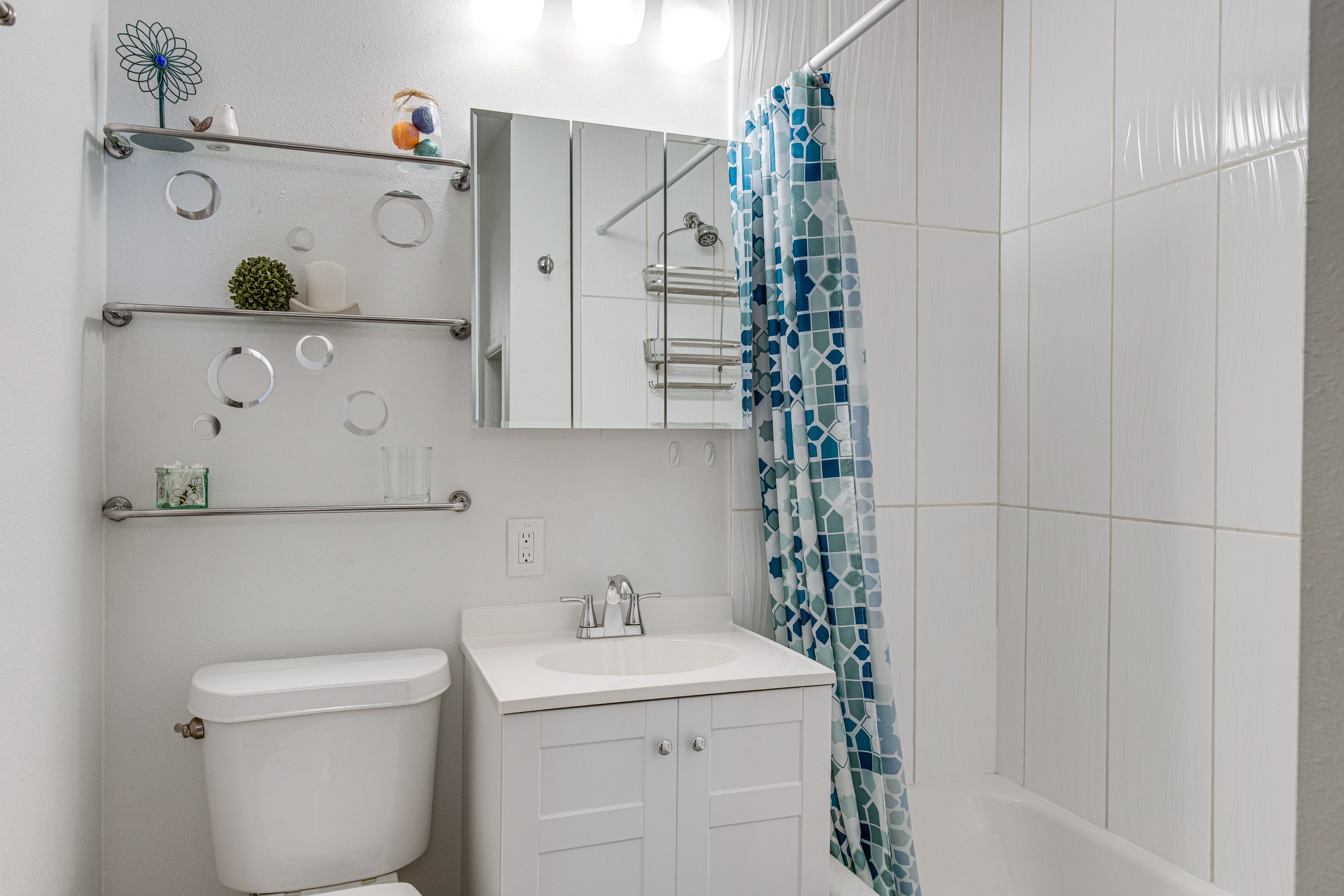 Bathroom | Complimentary Toiletries