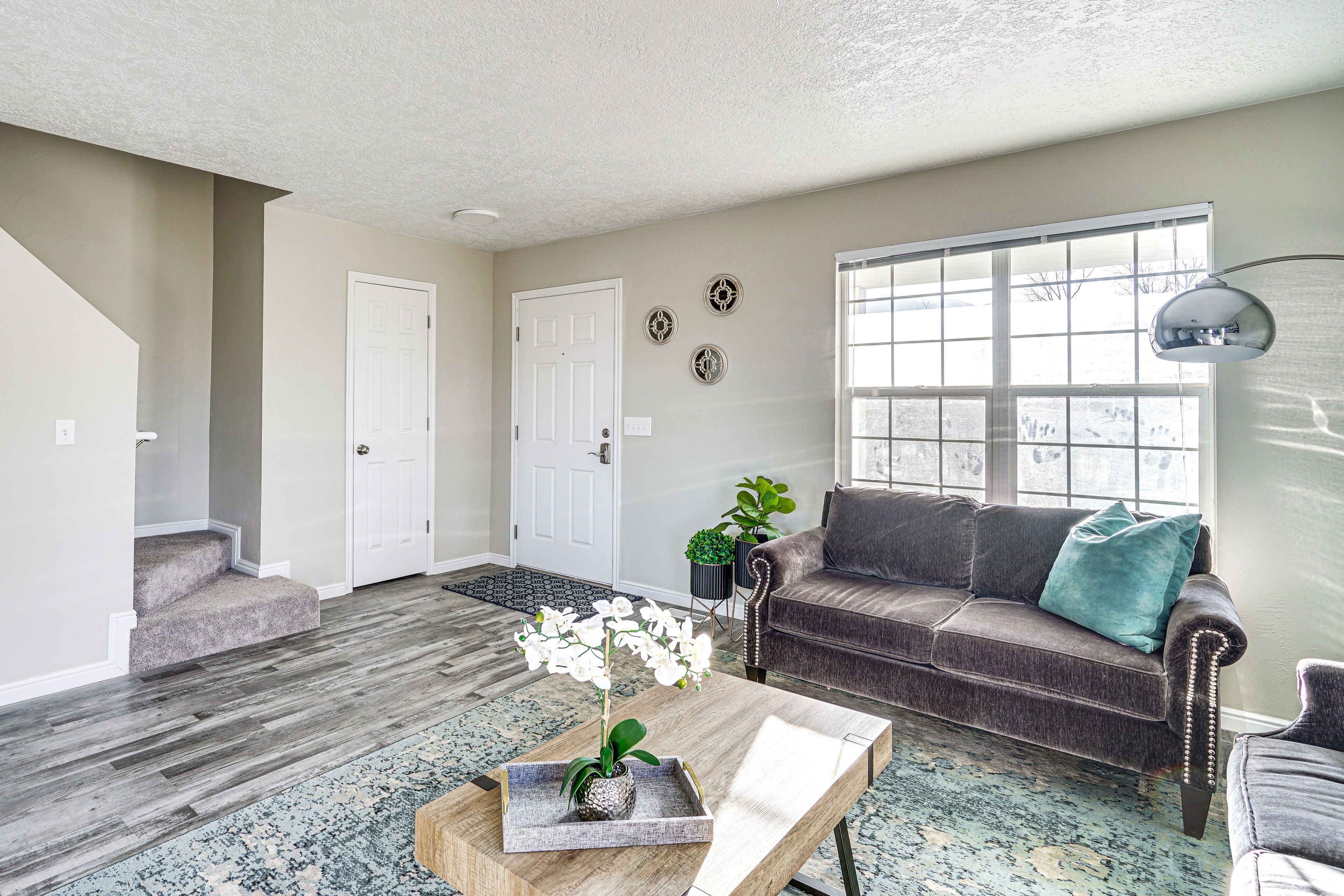 Living Room | Free WiFi | Central Heating & A/C