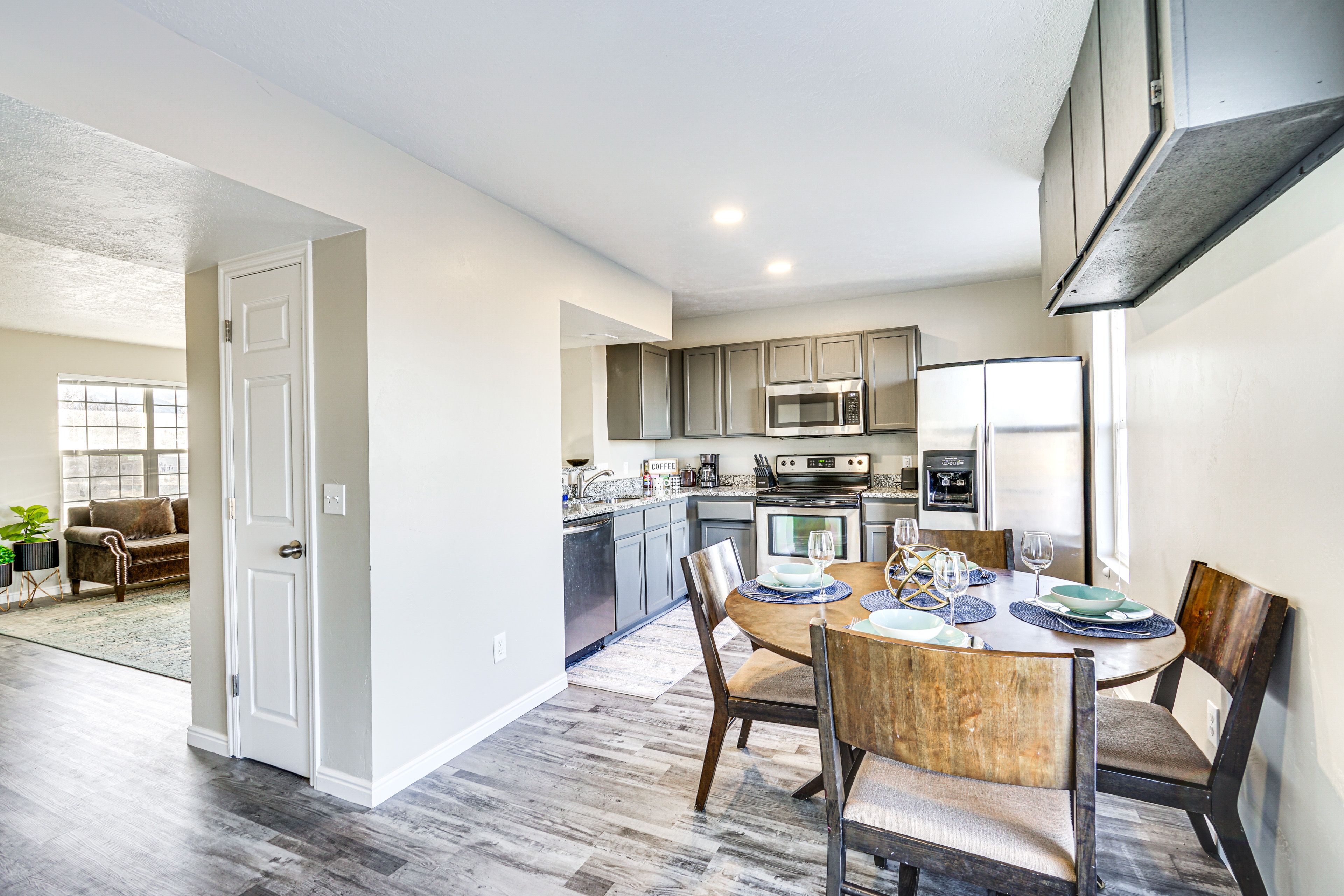 Kitchen | Dining Area | Cooking Basics