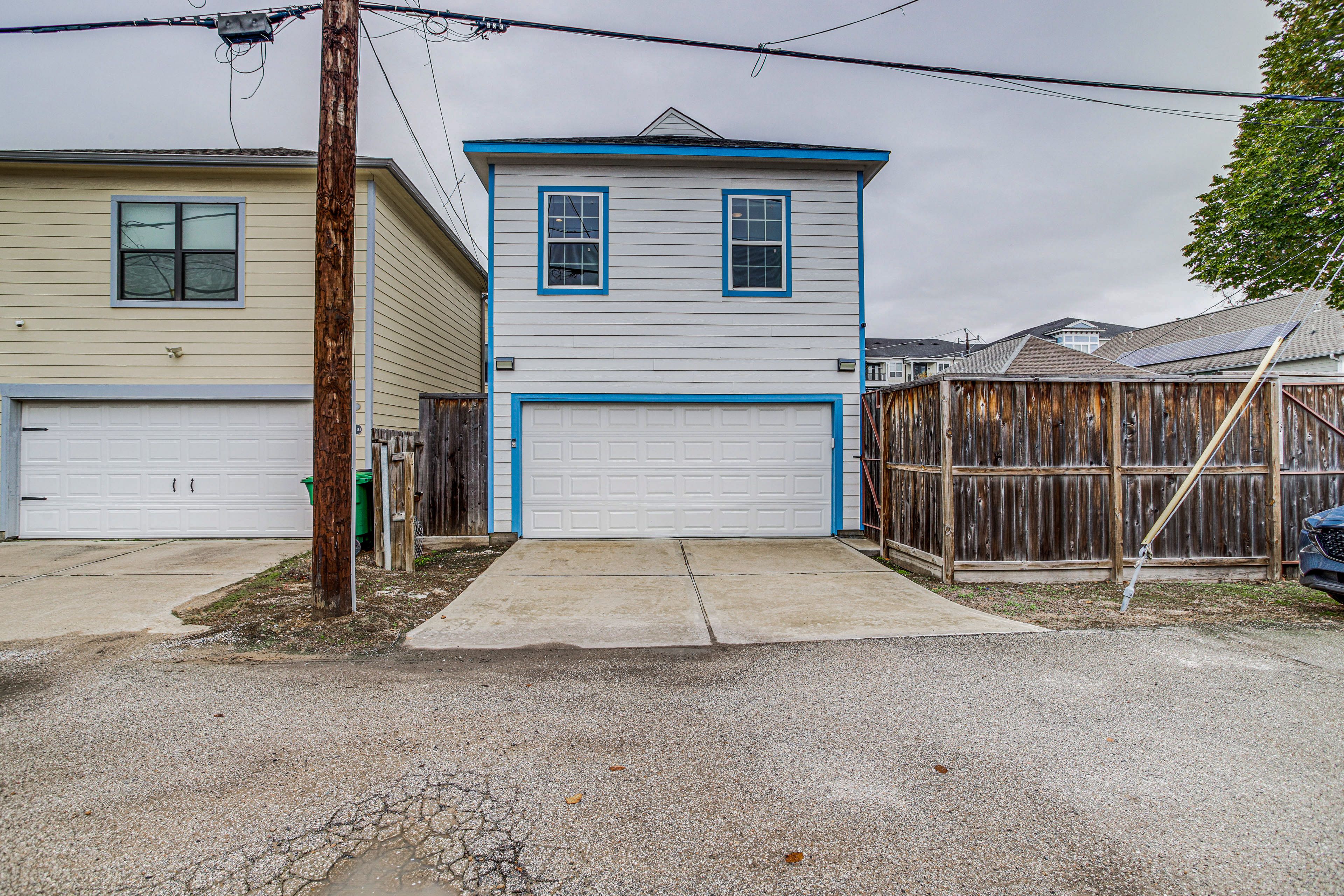 Apartment Exterior | Homeowner On-Site (Separate Unit)