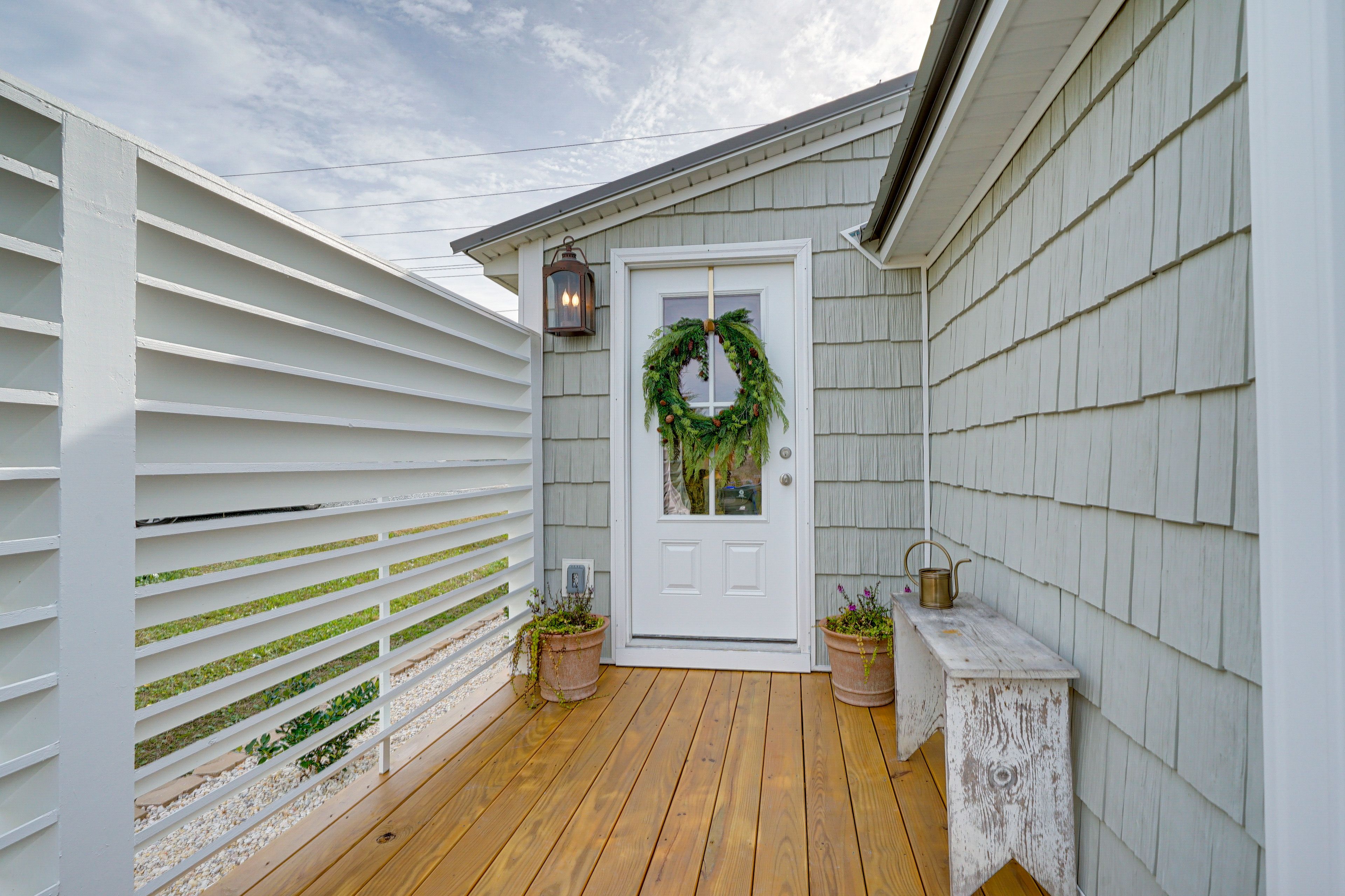 Private Entrance