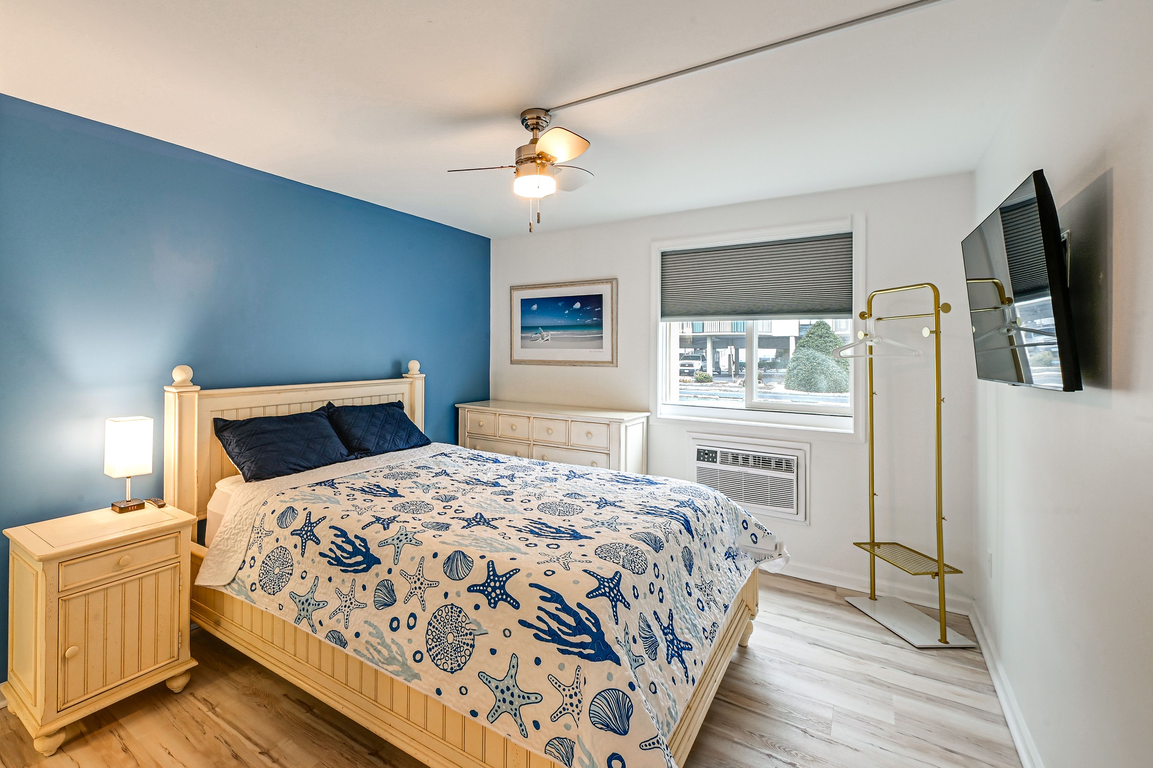 Bedroom 1 | Queen Bed | Linens Provided | Flat-Screen TV