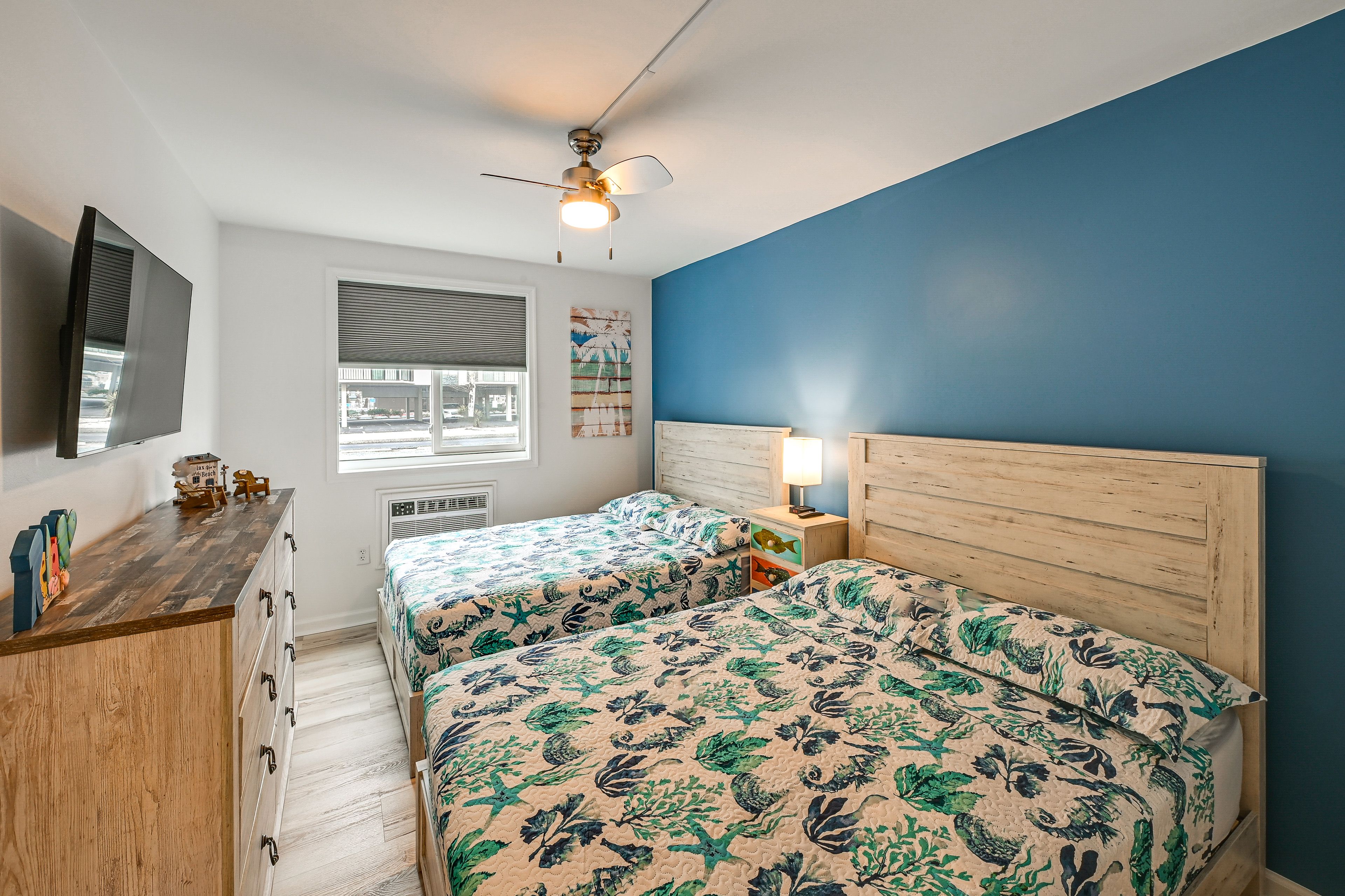 Bedroom 2 | 2 Full Beds