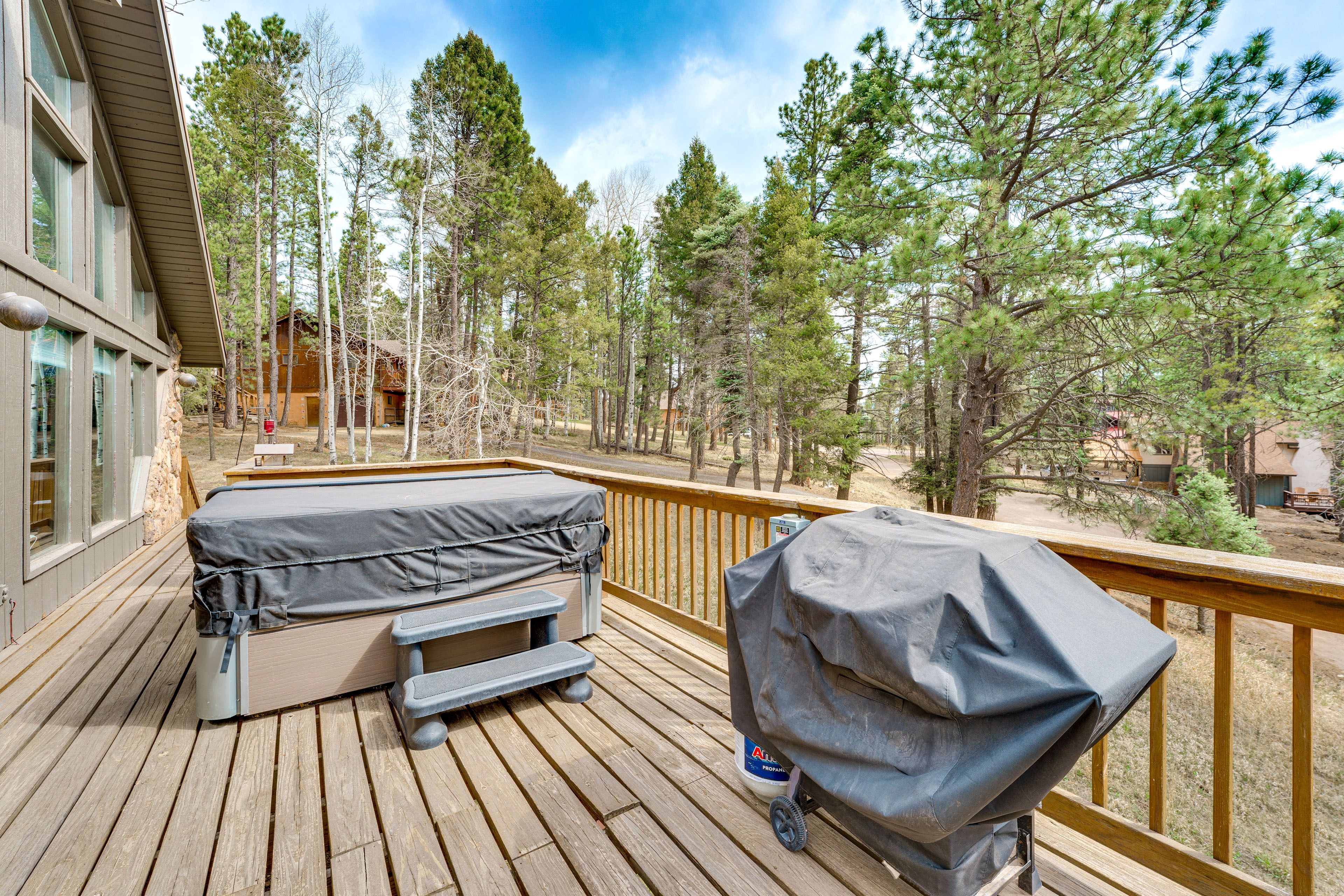 Furnished Deck