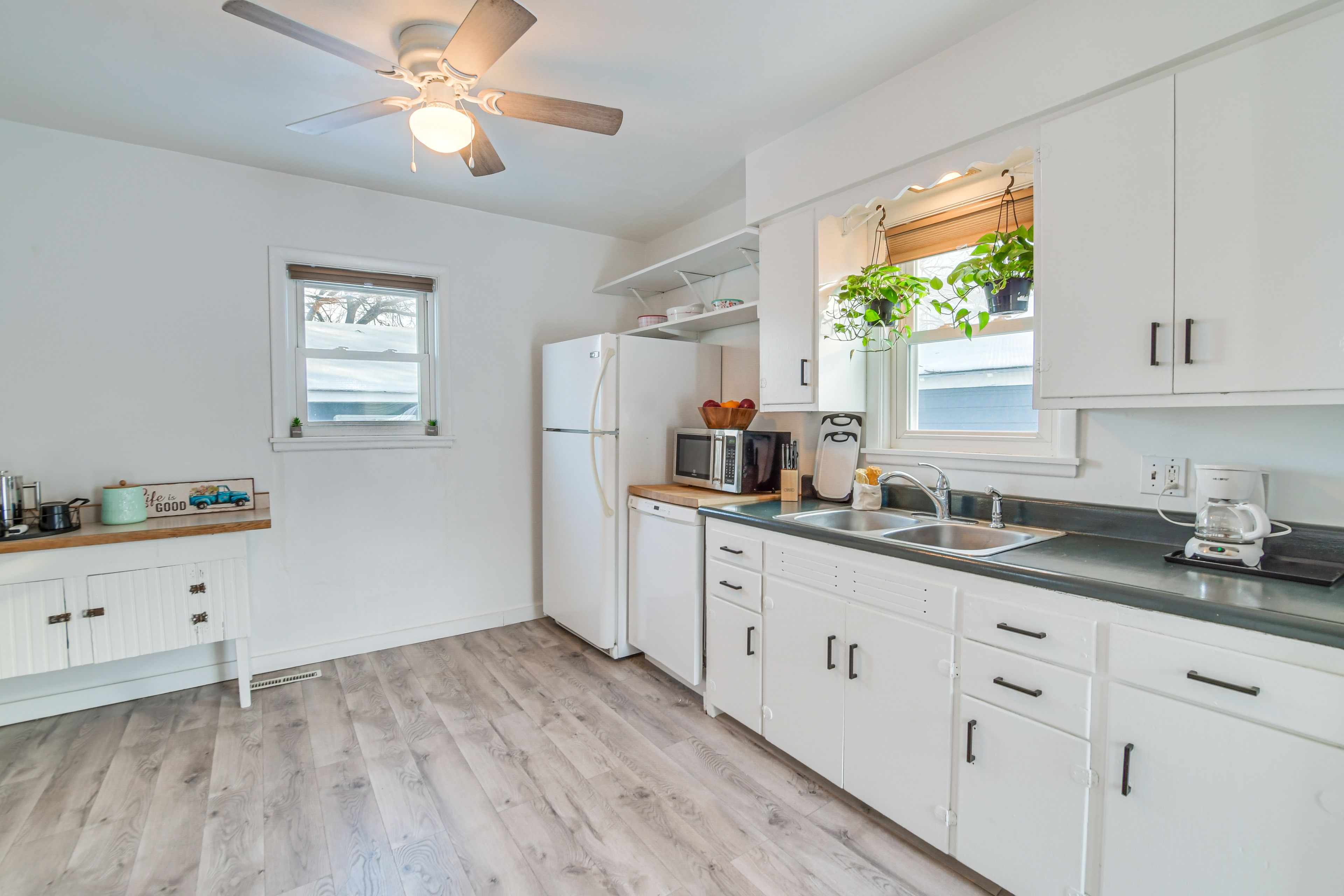Kitchen | Stove/Oven | Dishwasher | 1st Floor