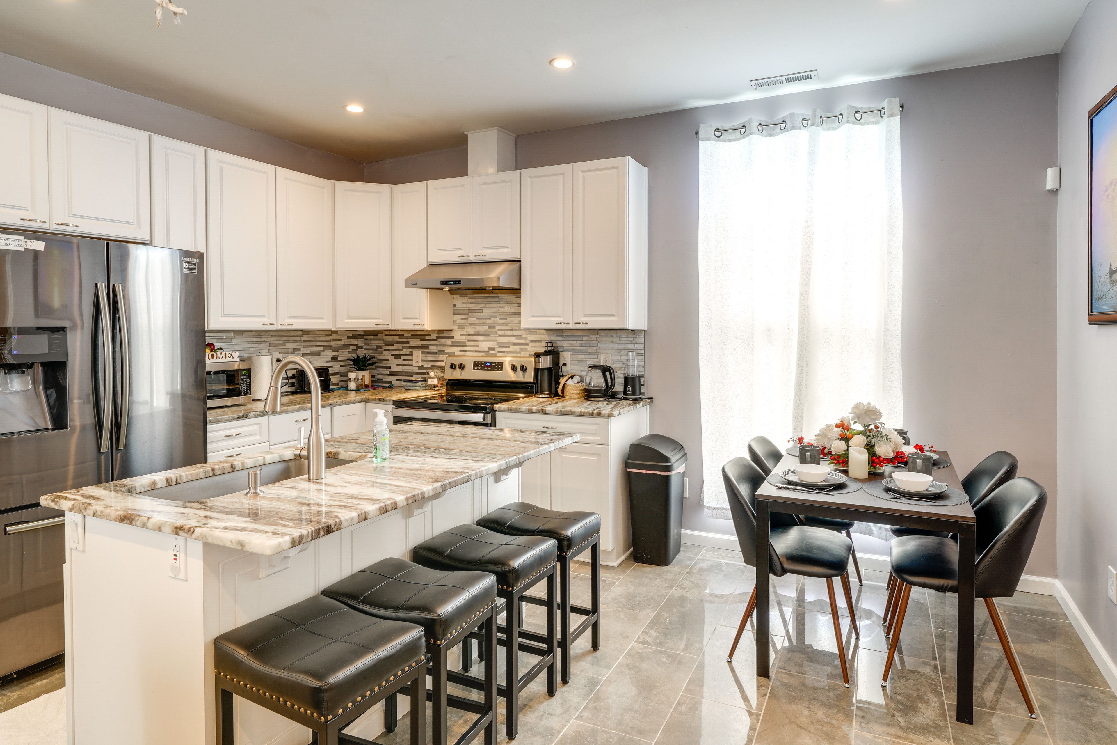 Dining Area | Dishware & Flatware