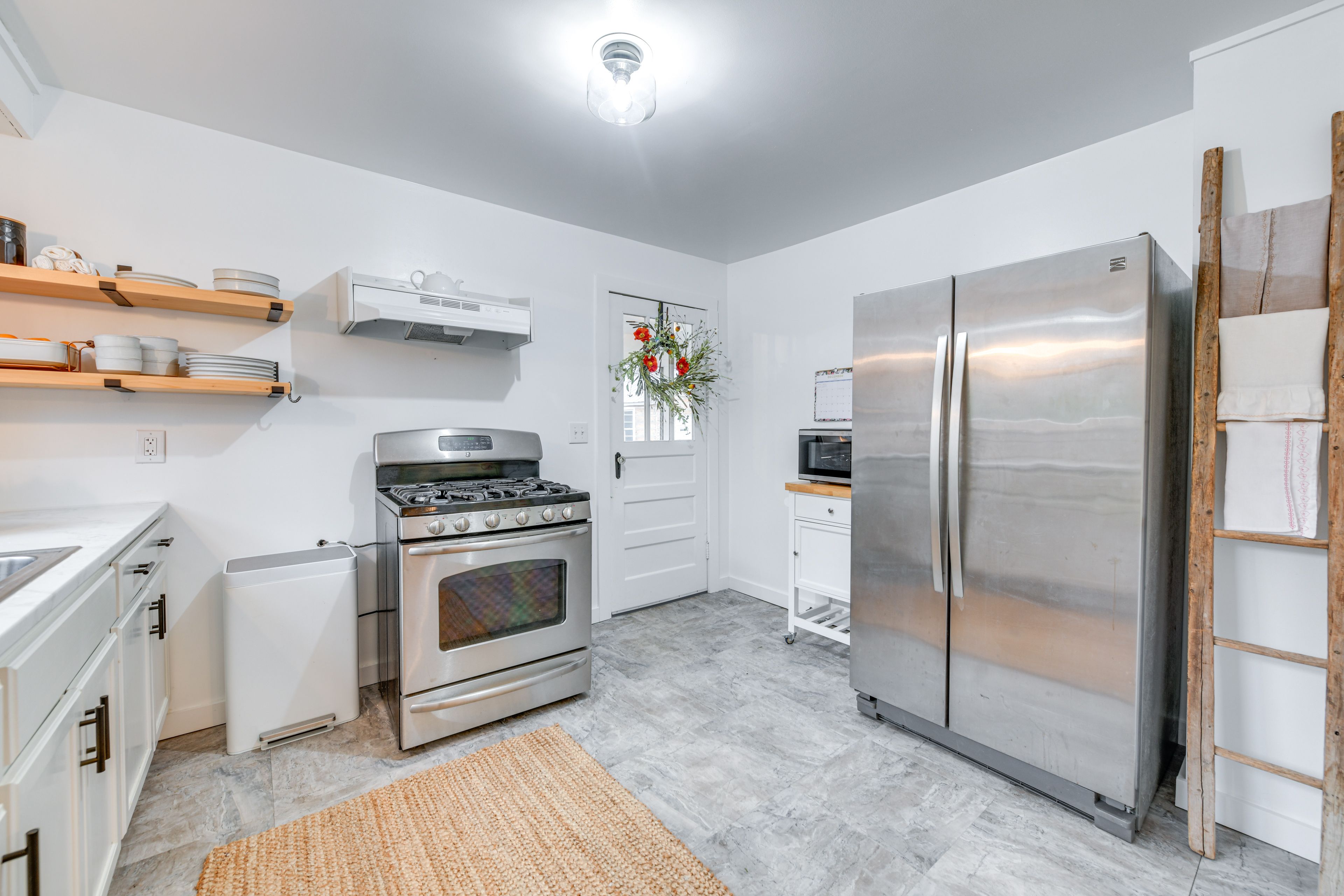 Kitchen | Cooking Basics | Keurig Coffee Maker | Microwave