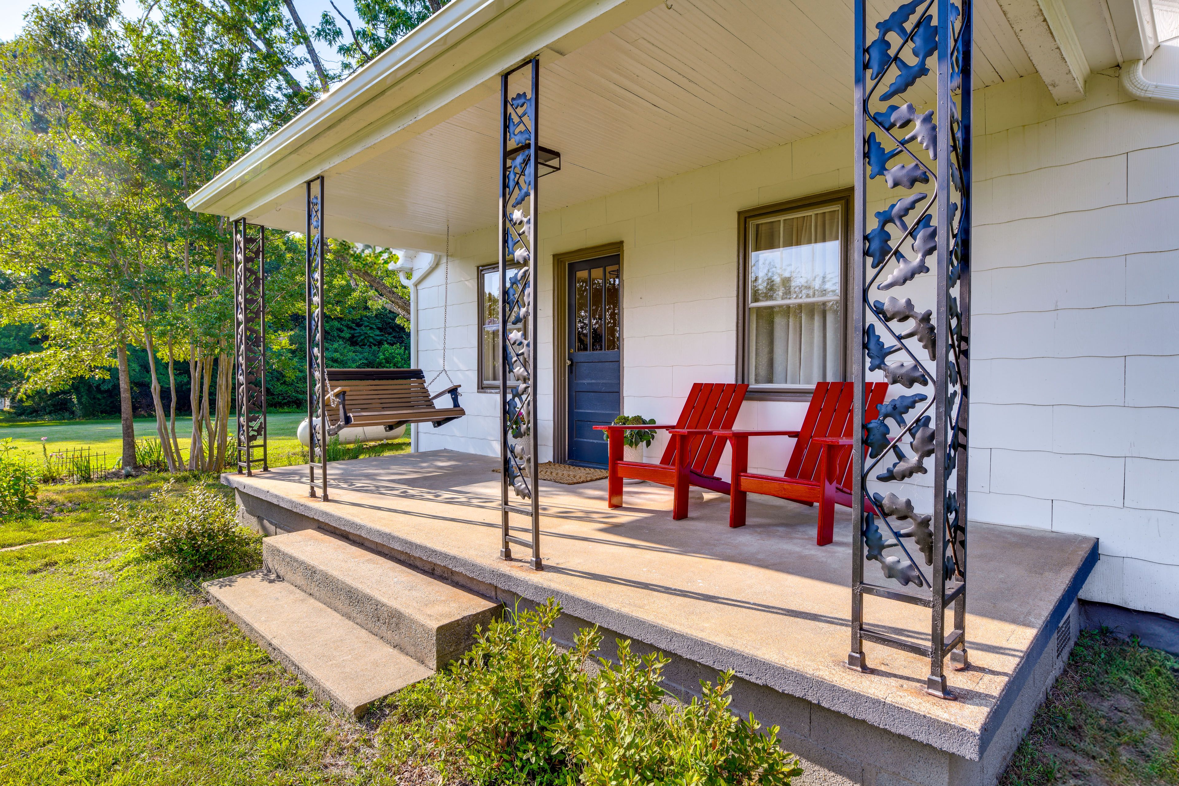Patio | Outdoor Seating
