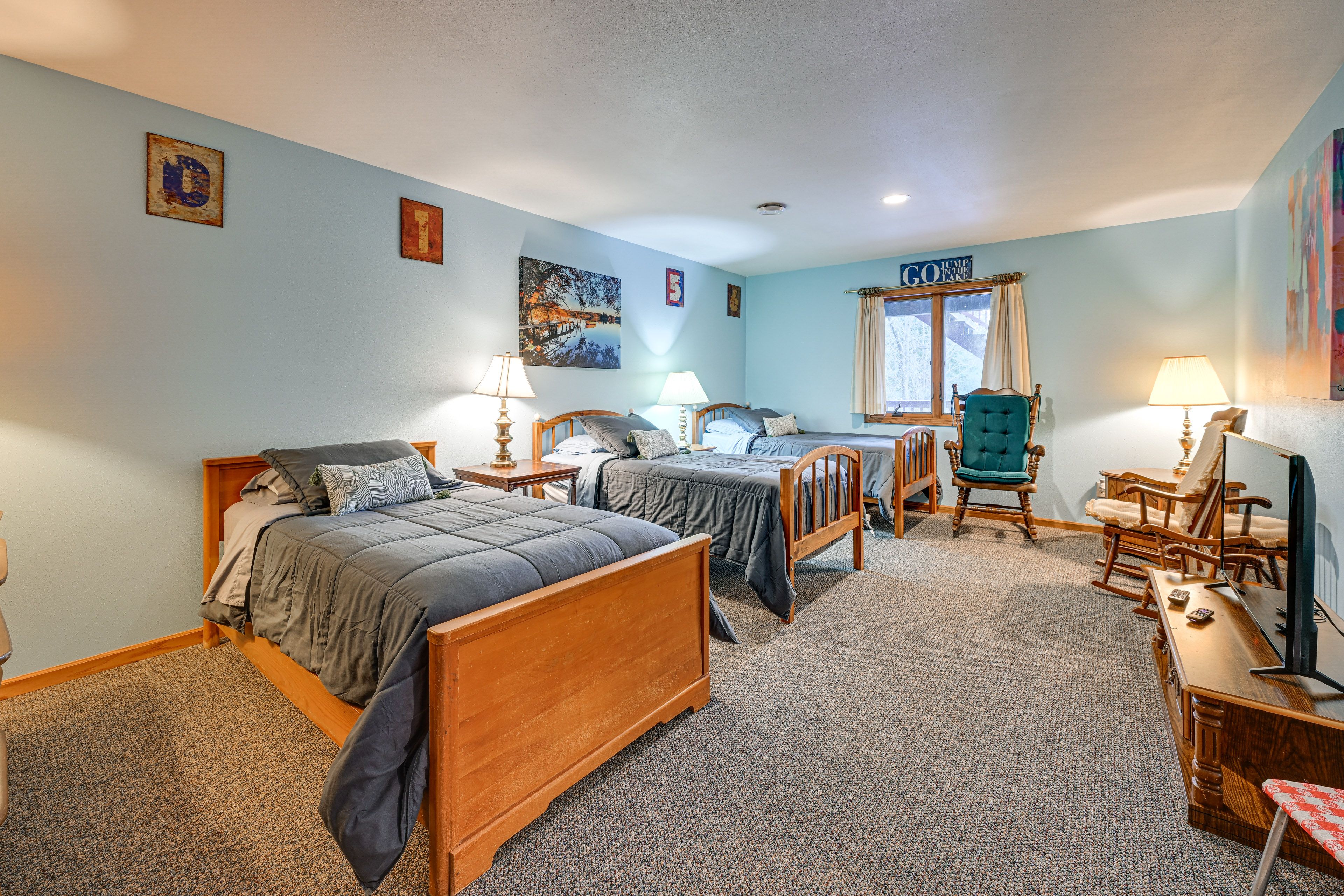 Bedroom 3 | 3 Twin Beds | Lower Level