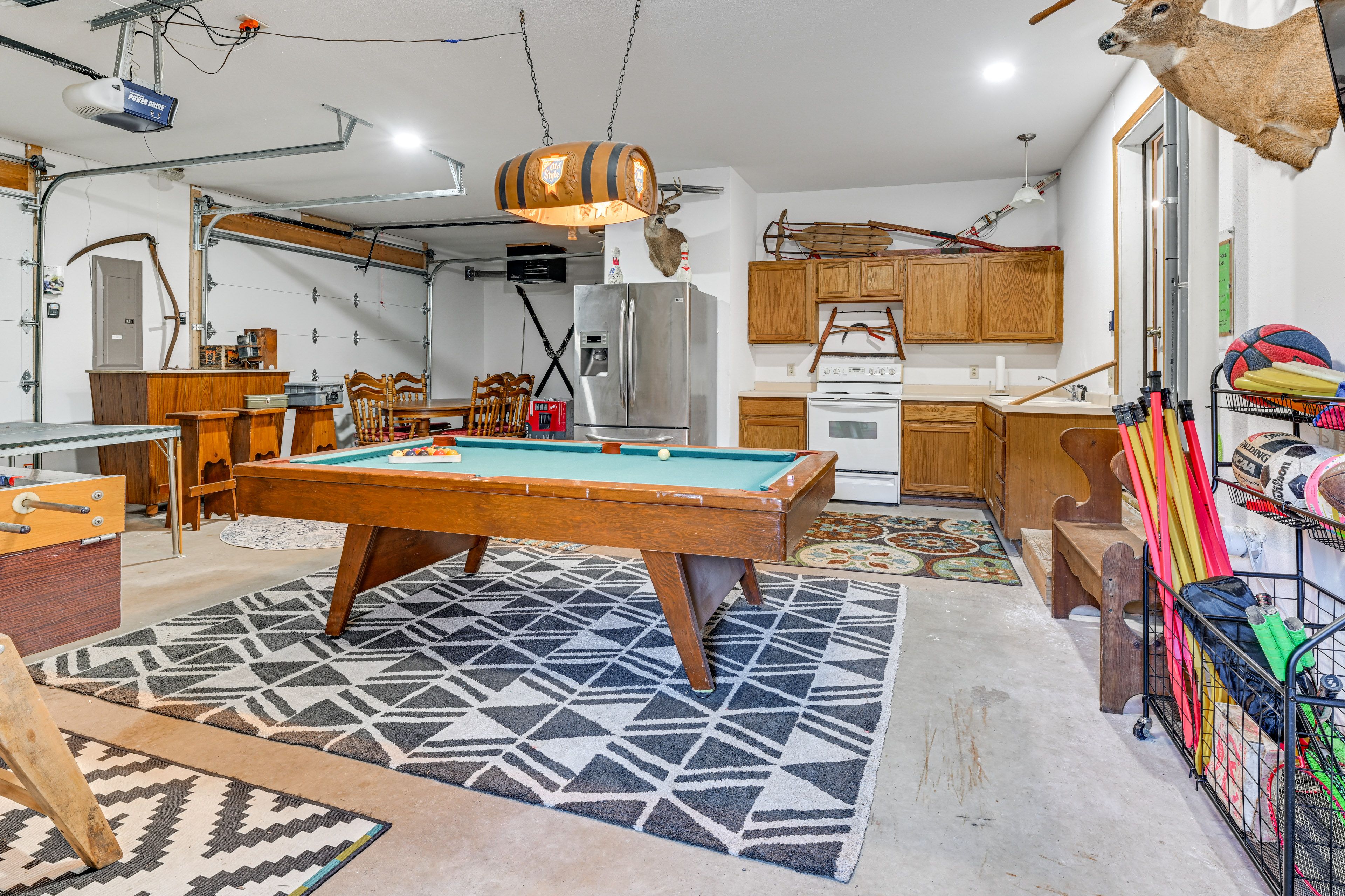 Game Room (Garage) | Kitchenette | Yard Games | Pool Table | Ping Pong