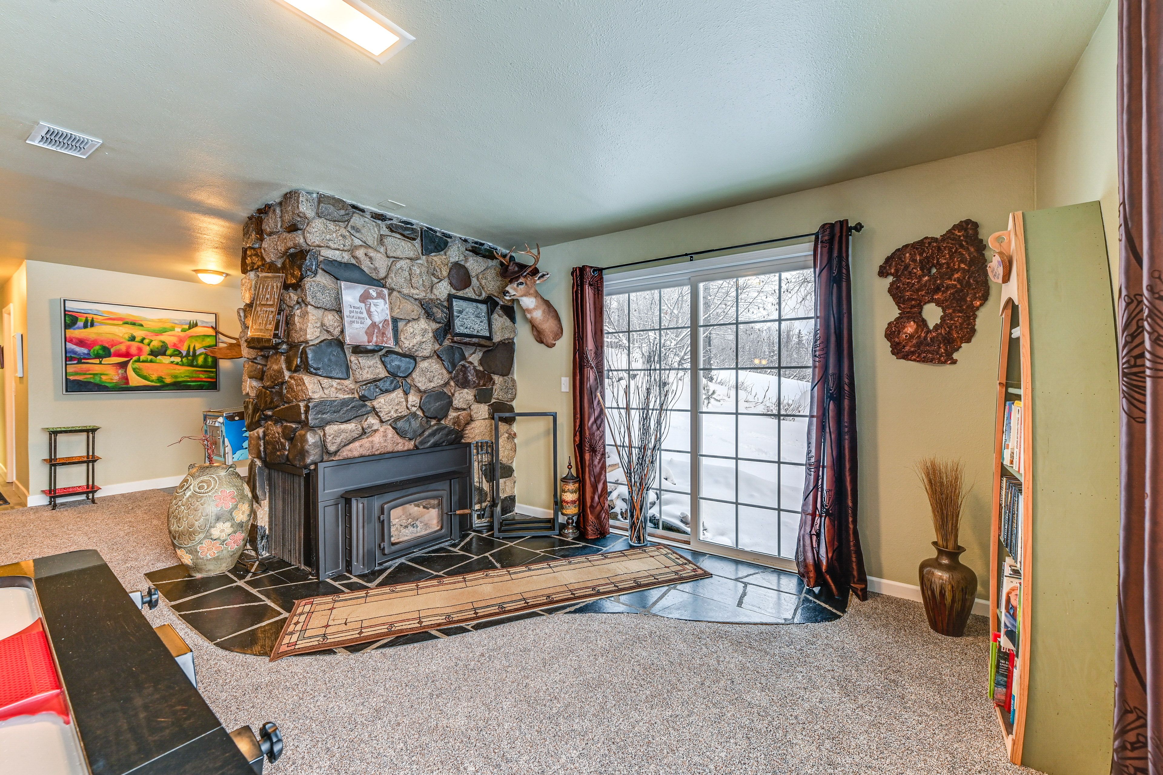 Lower Level | Fireplace (Decorative Only)