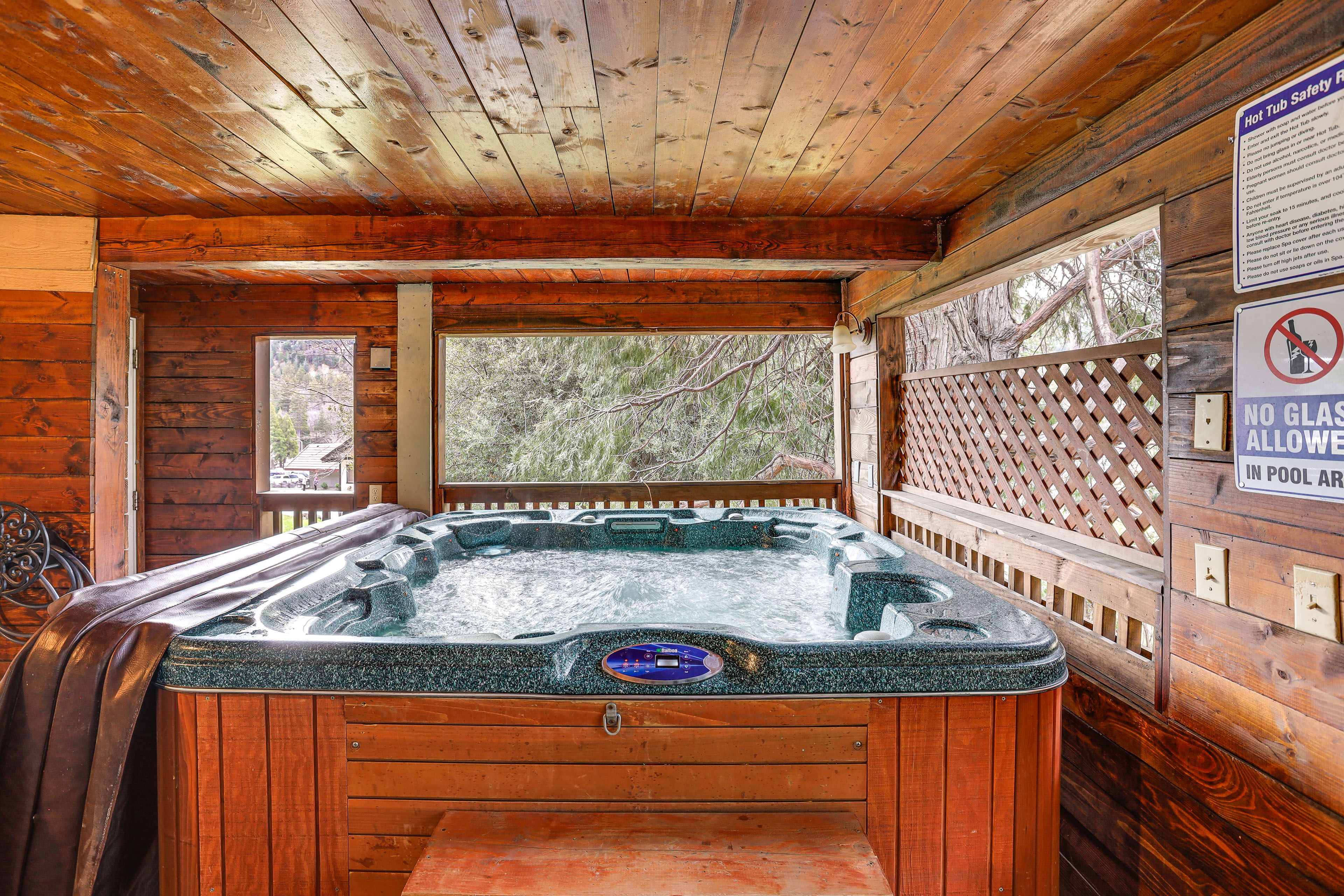 Outdoor Space | Private Hot Tub