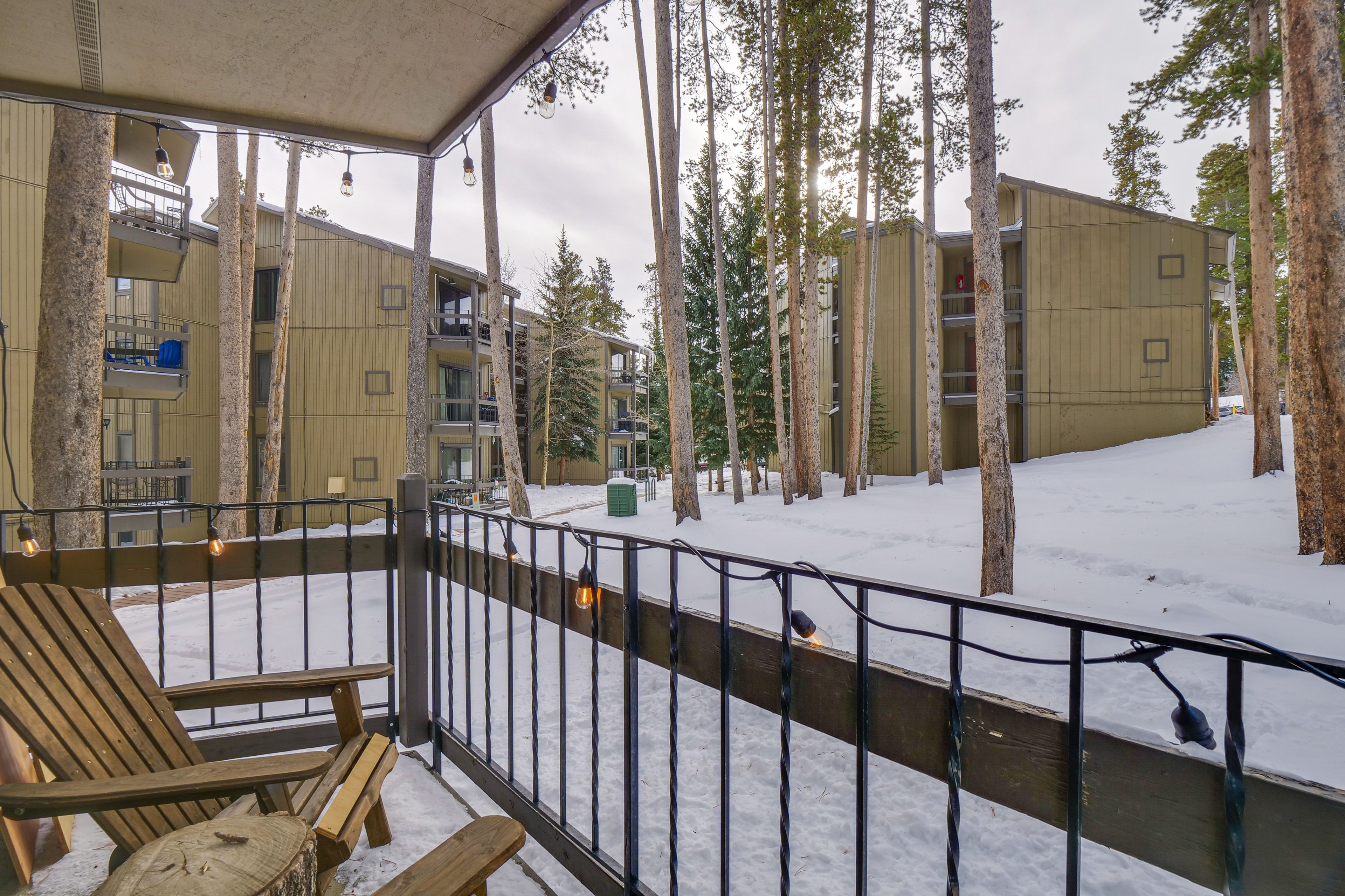 Private Balcony | Courtyard View