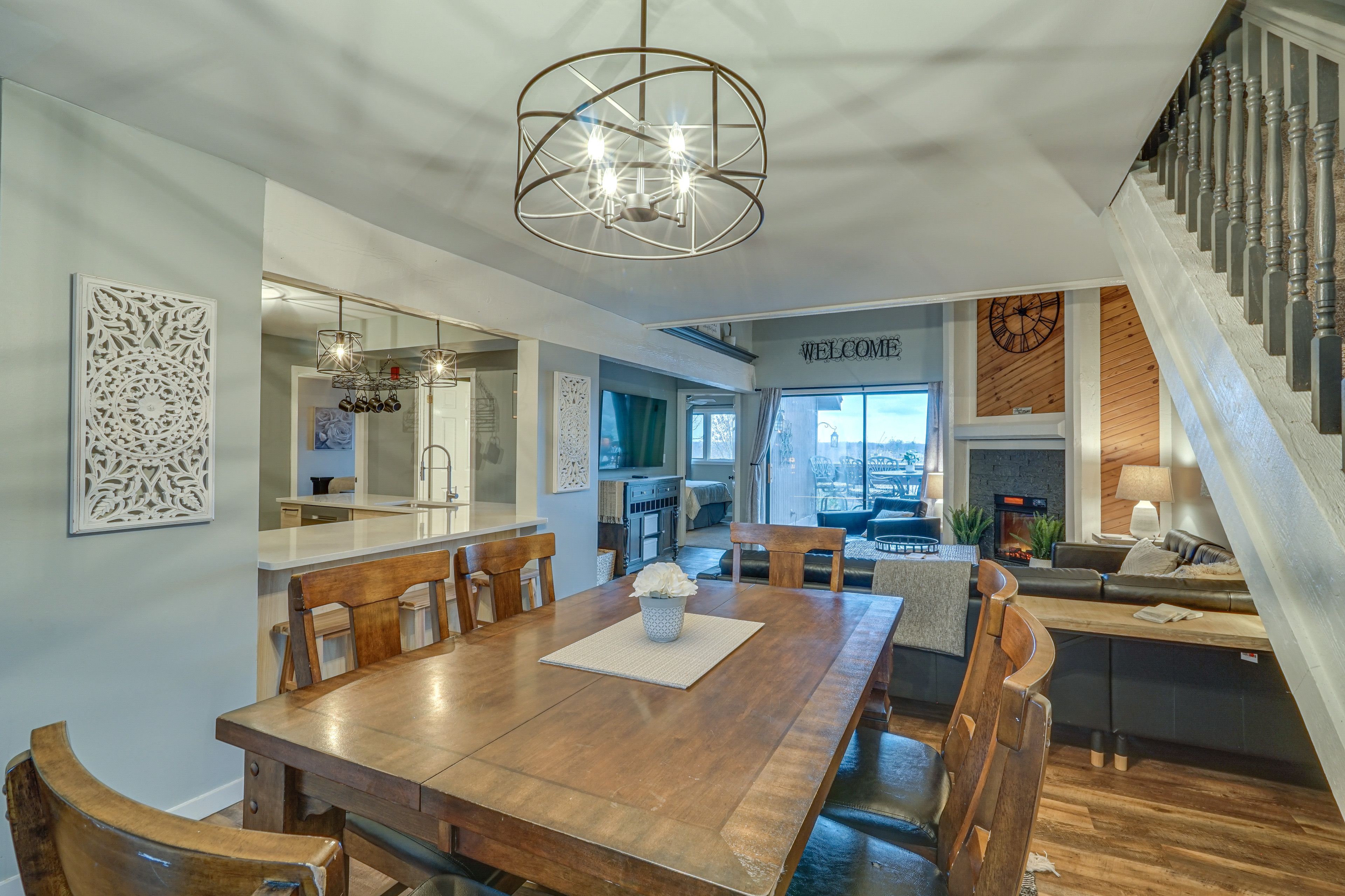 Dining Room | 1st Floor | Fully Equipped Kitchen