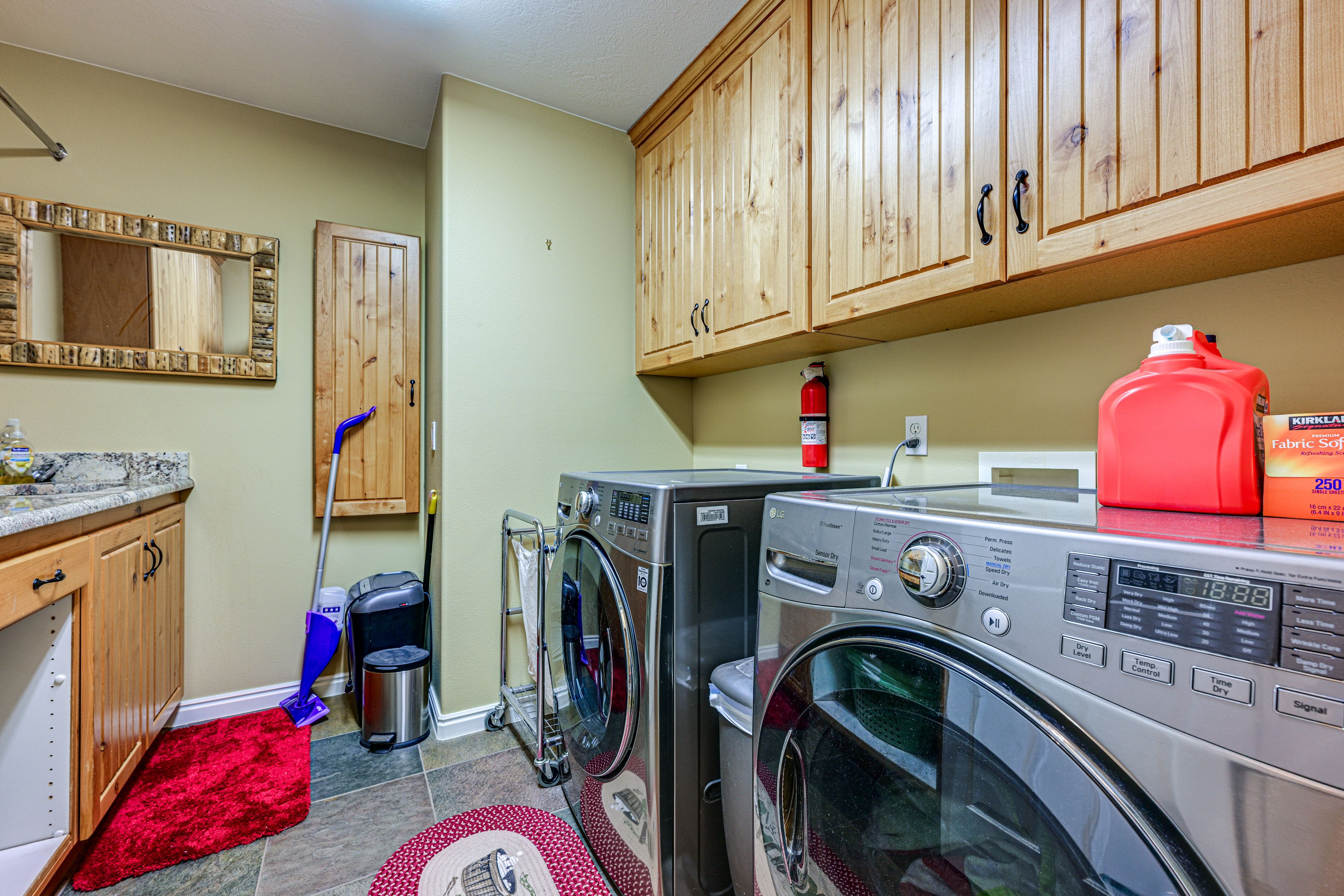 Laundry Room | Main Level