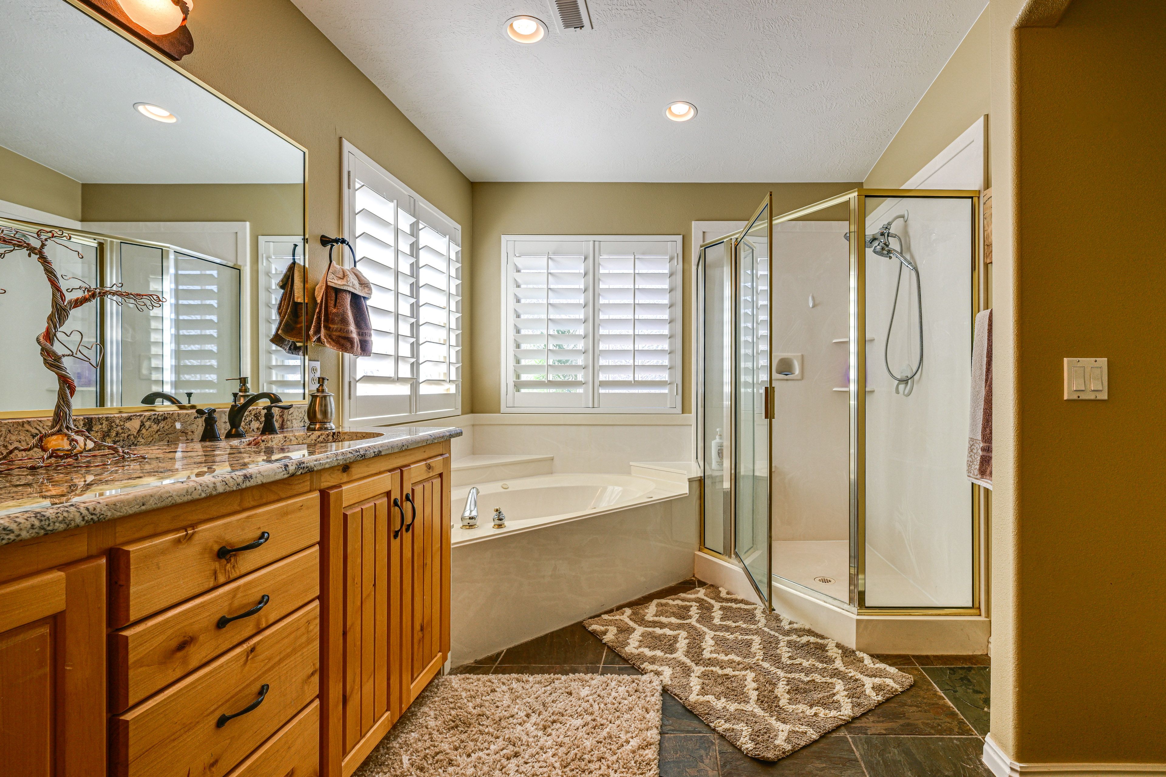 Full Bath | Main Level