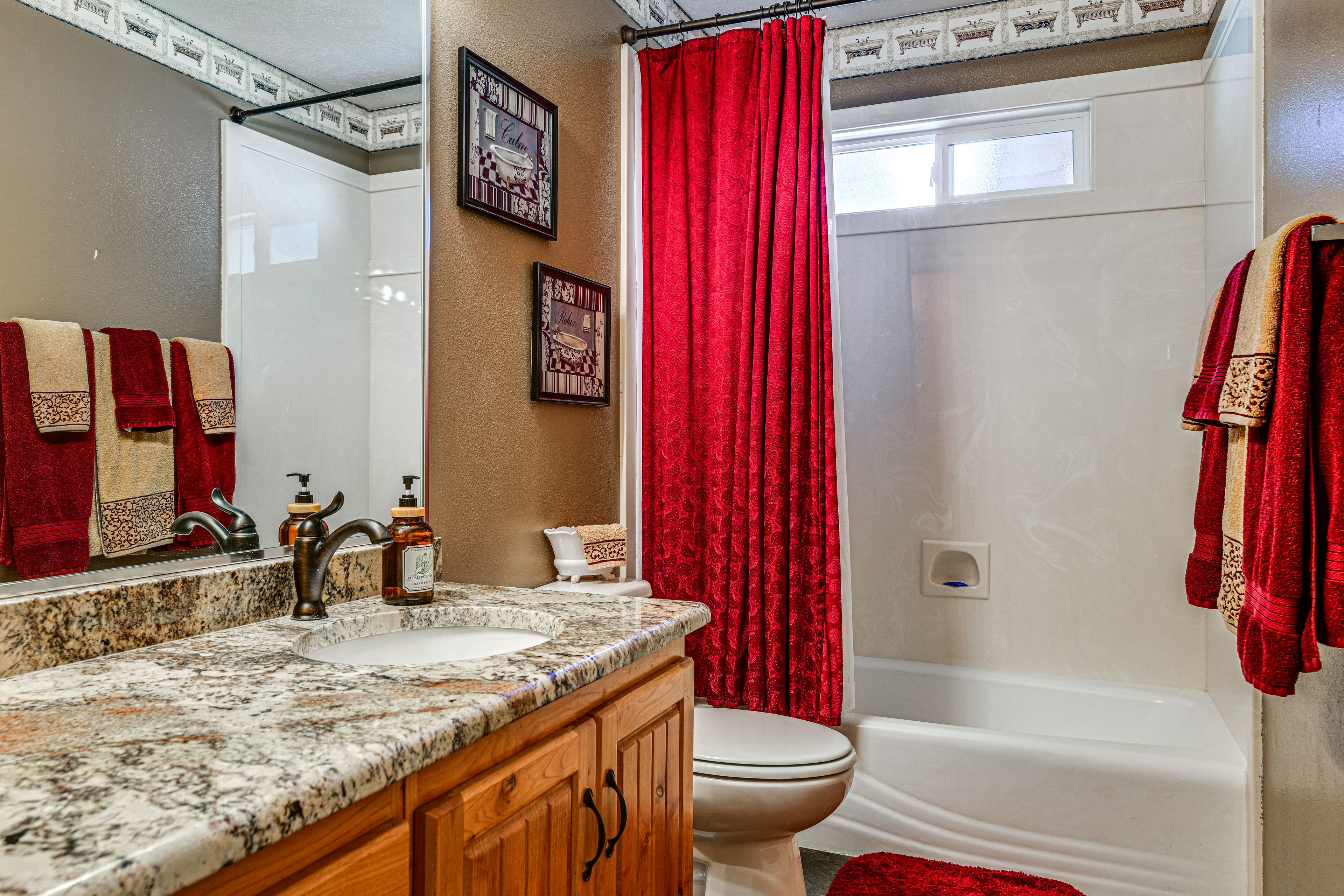 Full Bath | Main Level