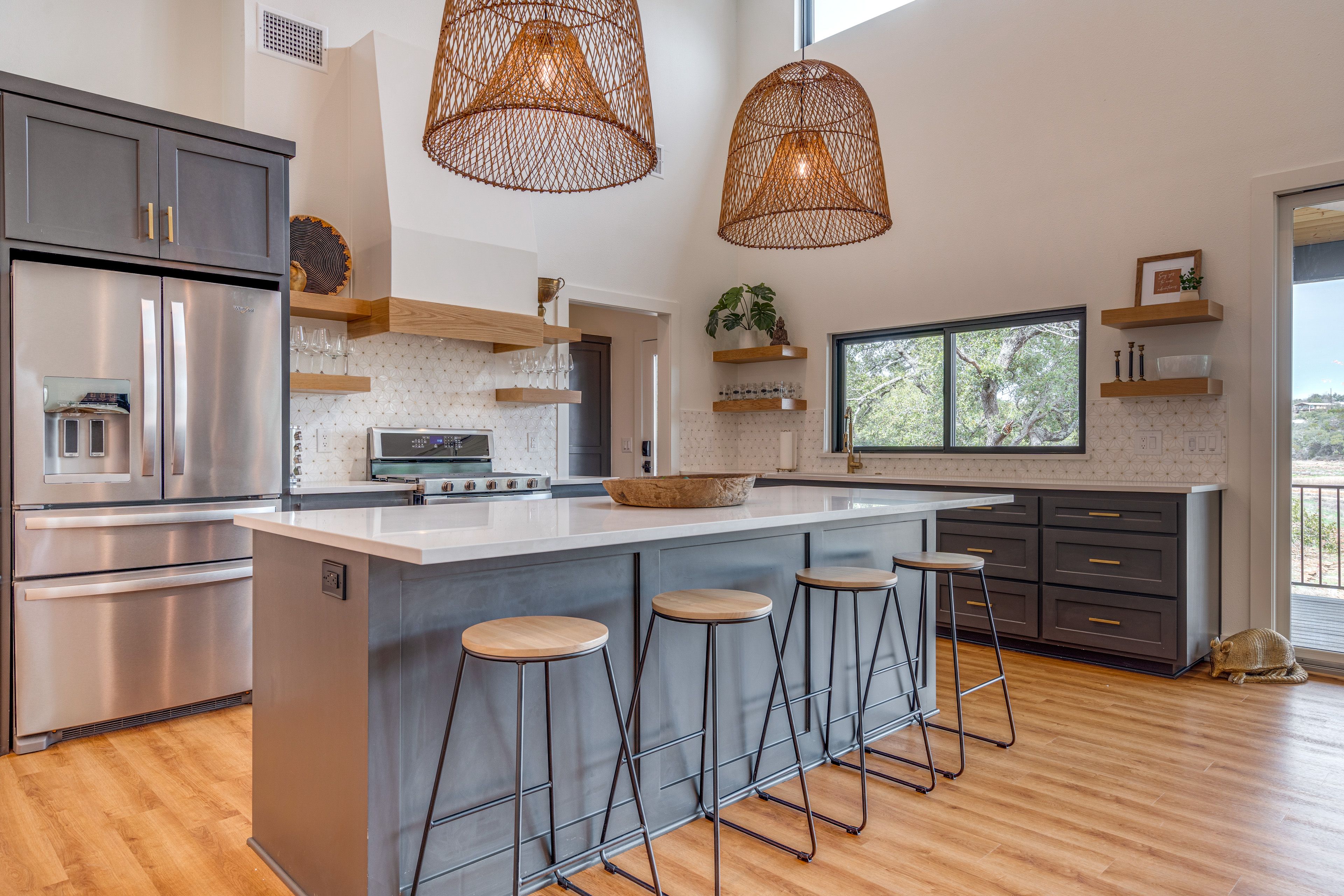 Kitchen | Bar Seating