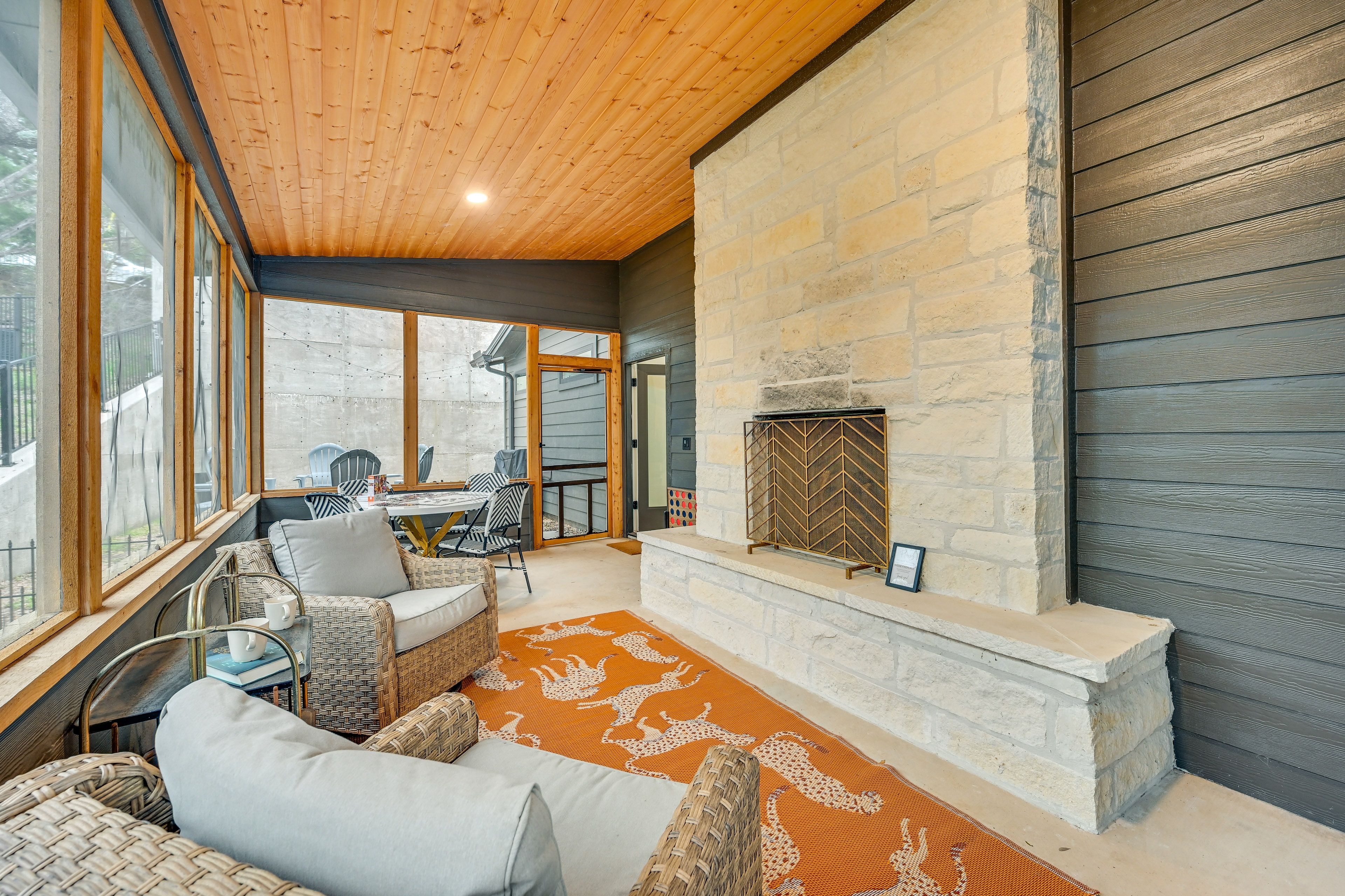 Screened-In Porch | Fireplace