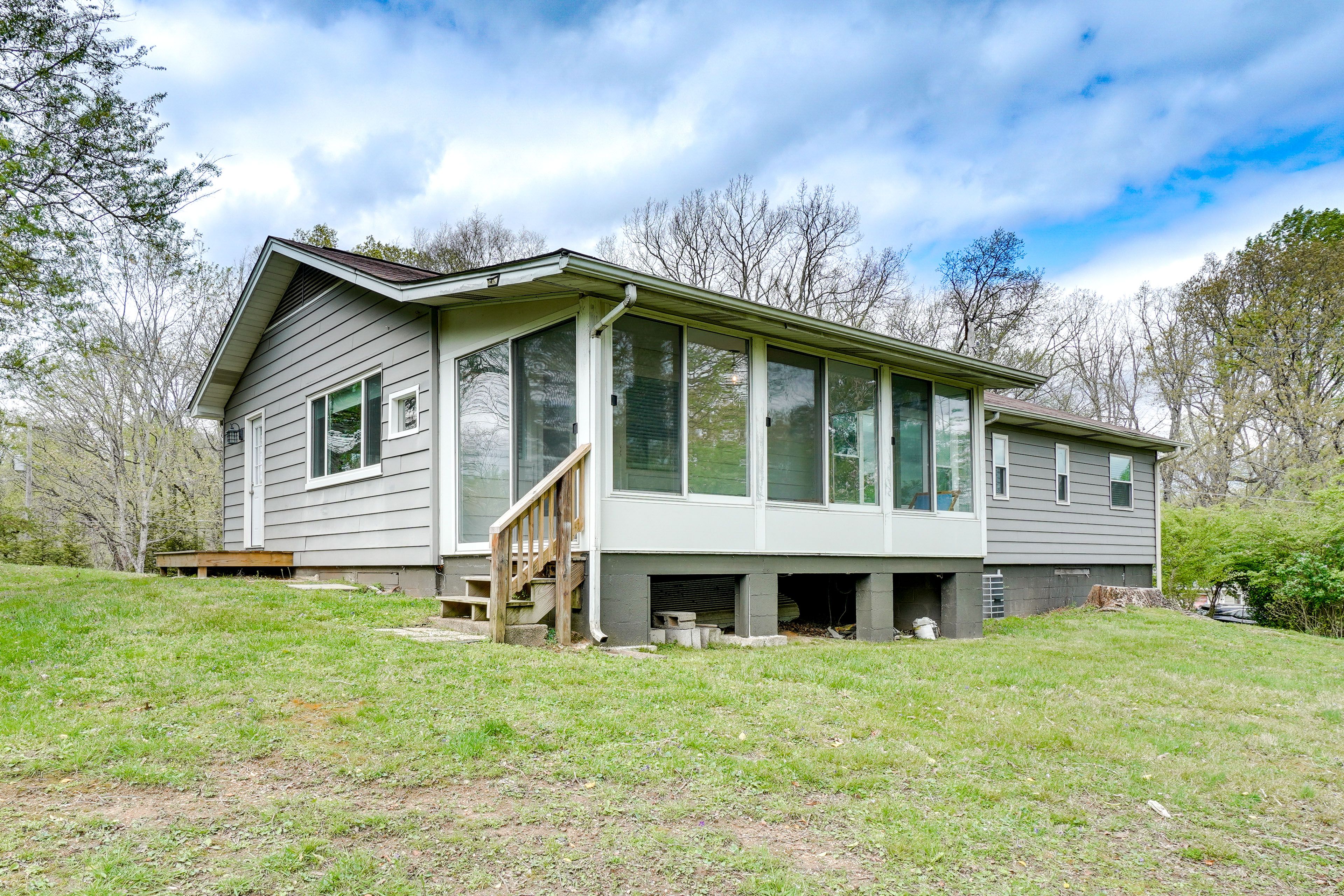 House Exterior | Private Yard