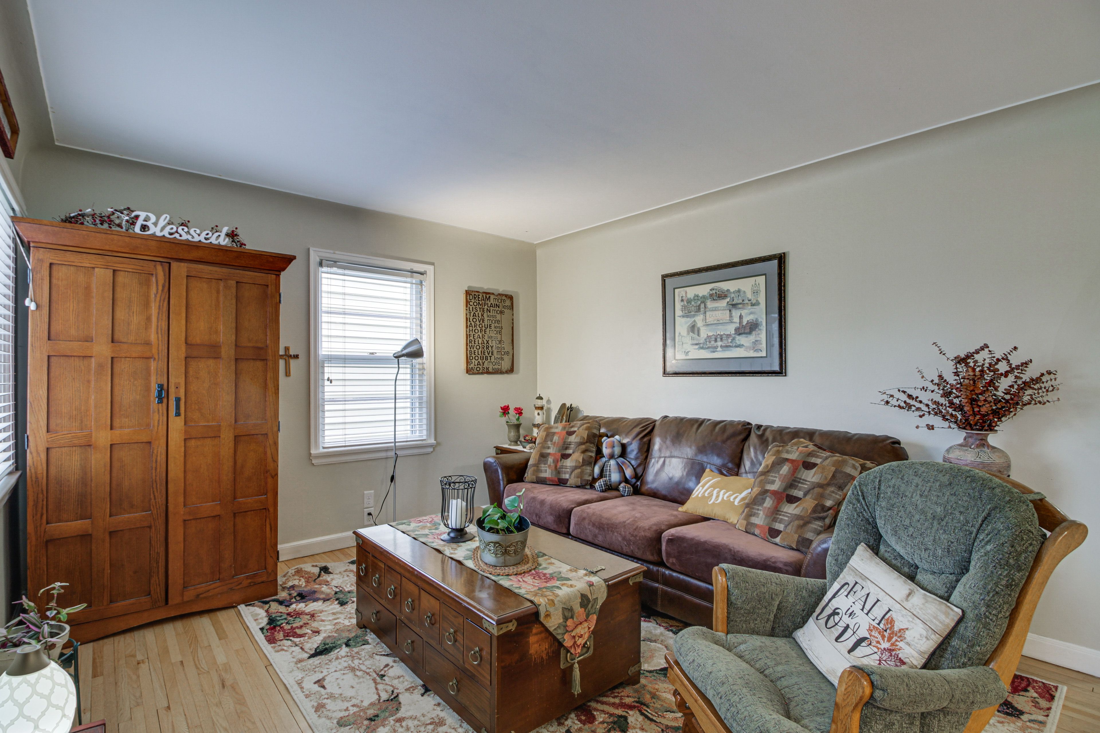 Living Room | Central A/C + Heating