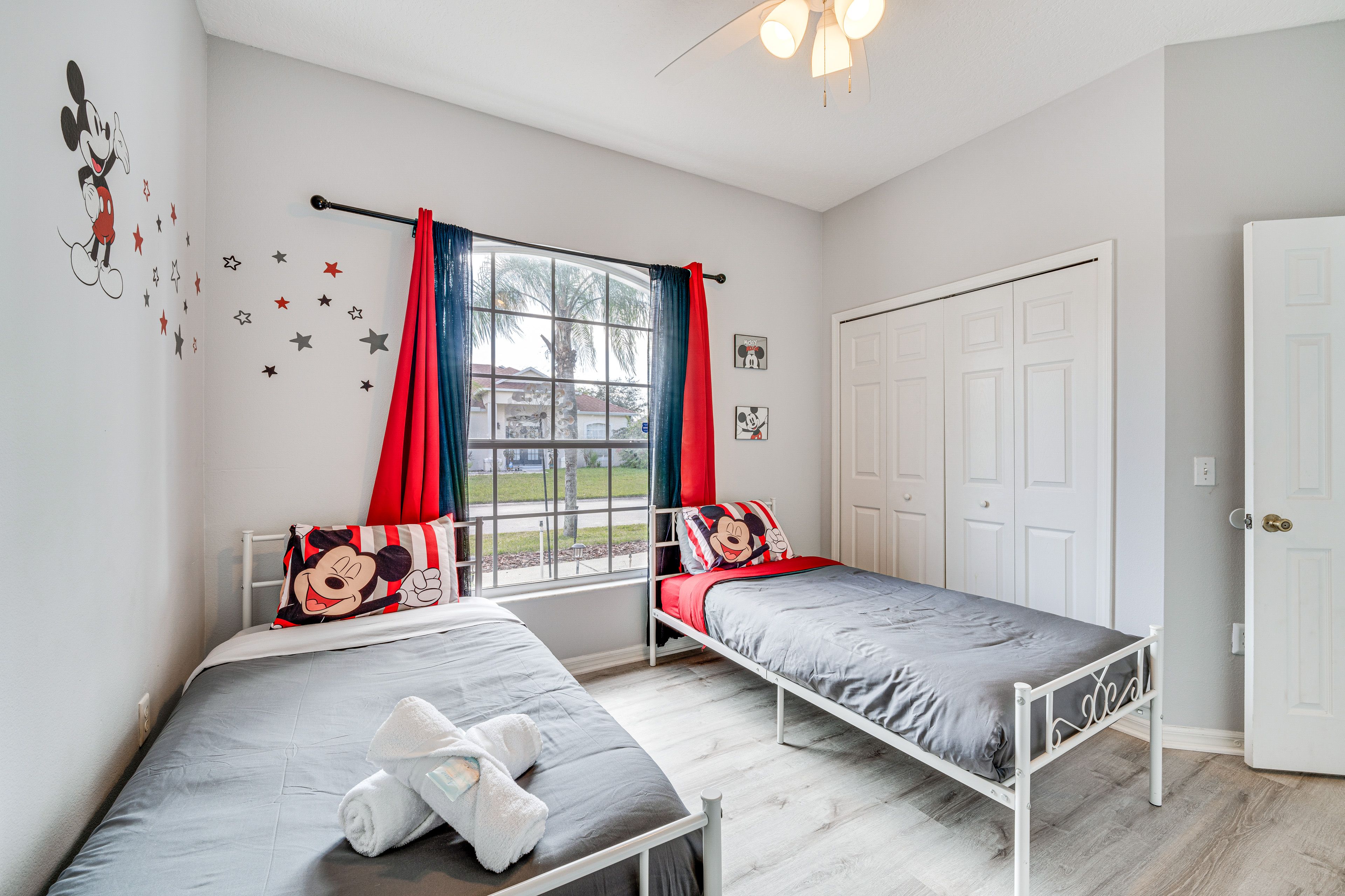 Bedroom 3 | 2 Twin Beds
