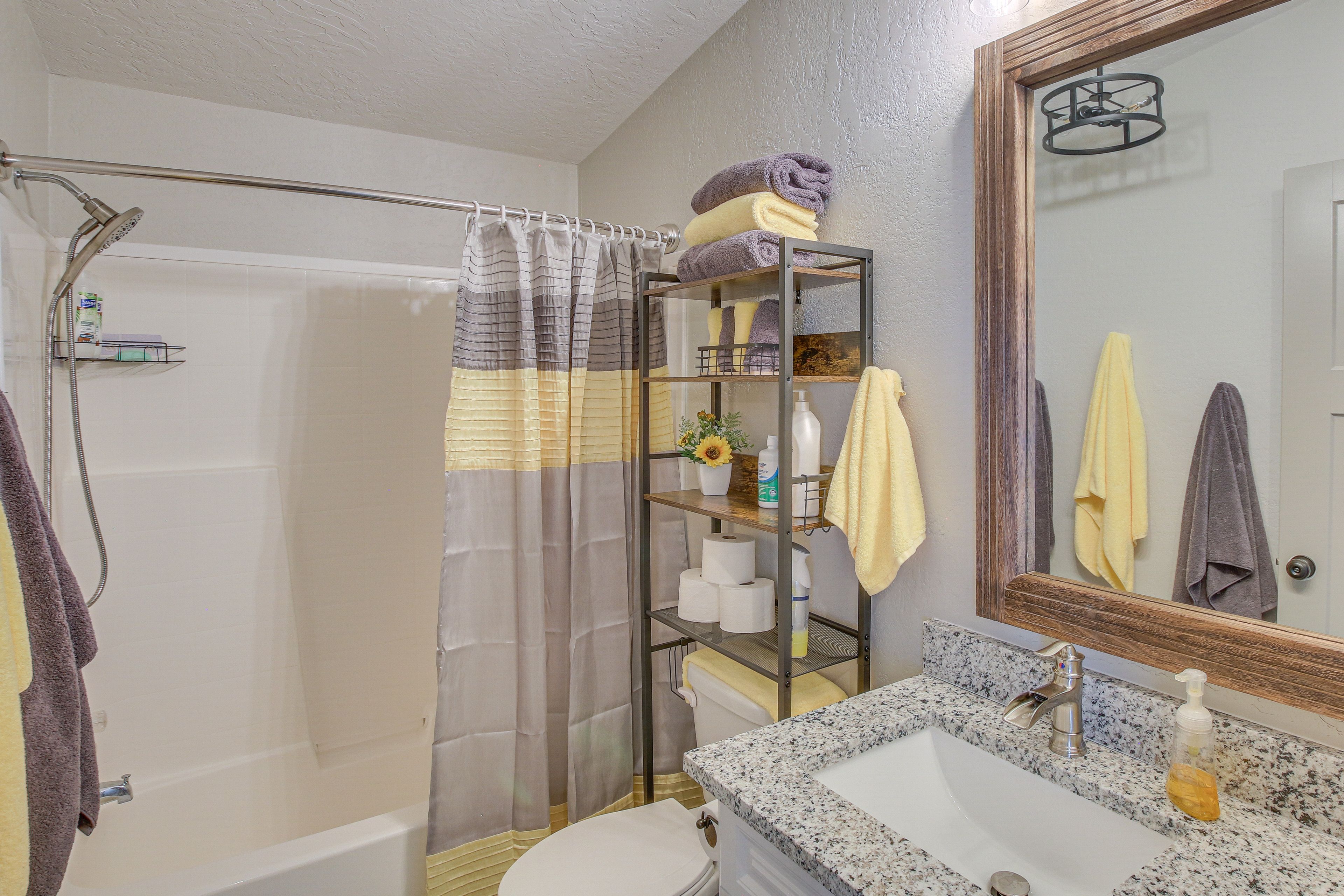 Full Bathroom