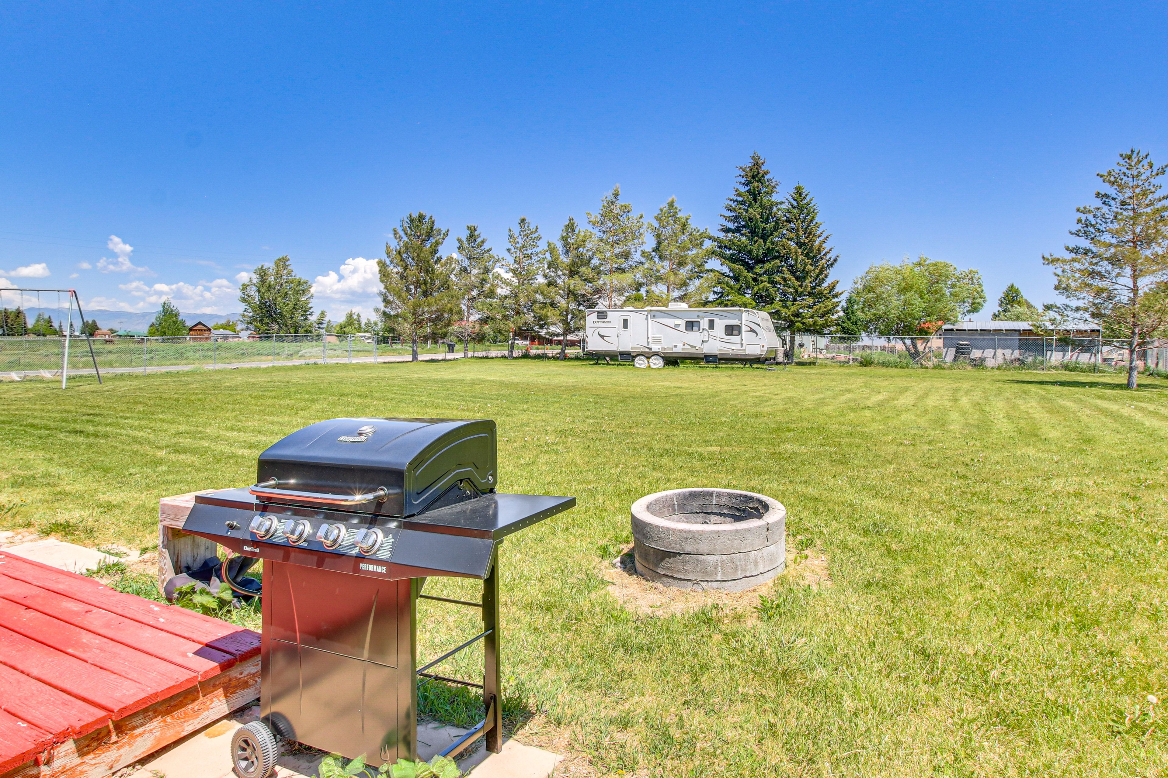 Fenced Yard | Fire Pit | Mountain View