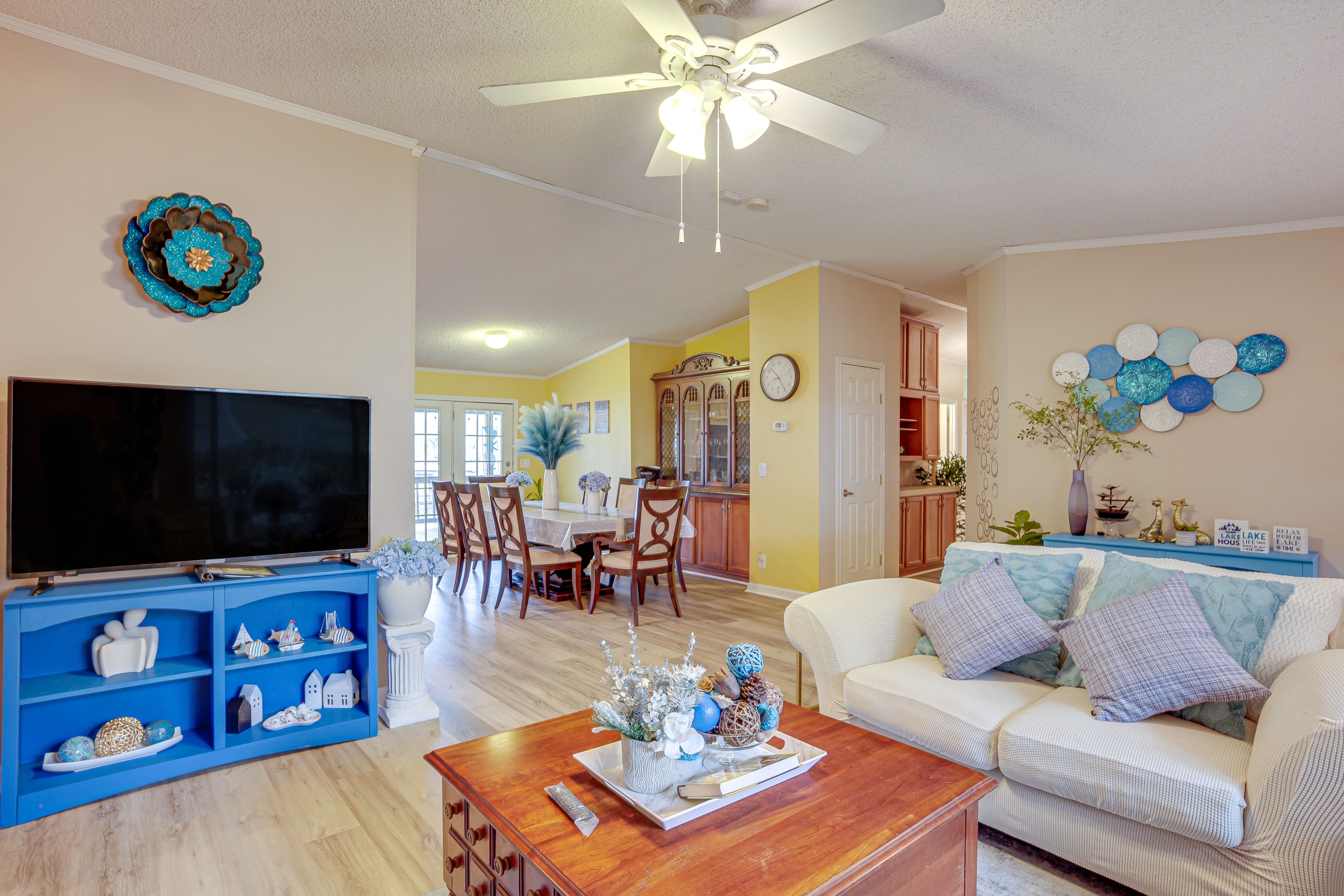 Huntsville Vacation Rental | 5BR | 2BA | 2,280 Sq Ft | Step-Free Access via Ramp
