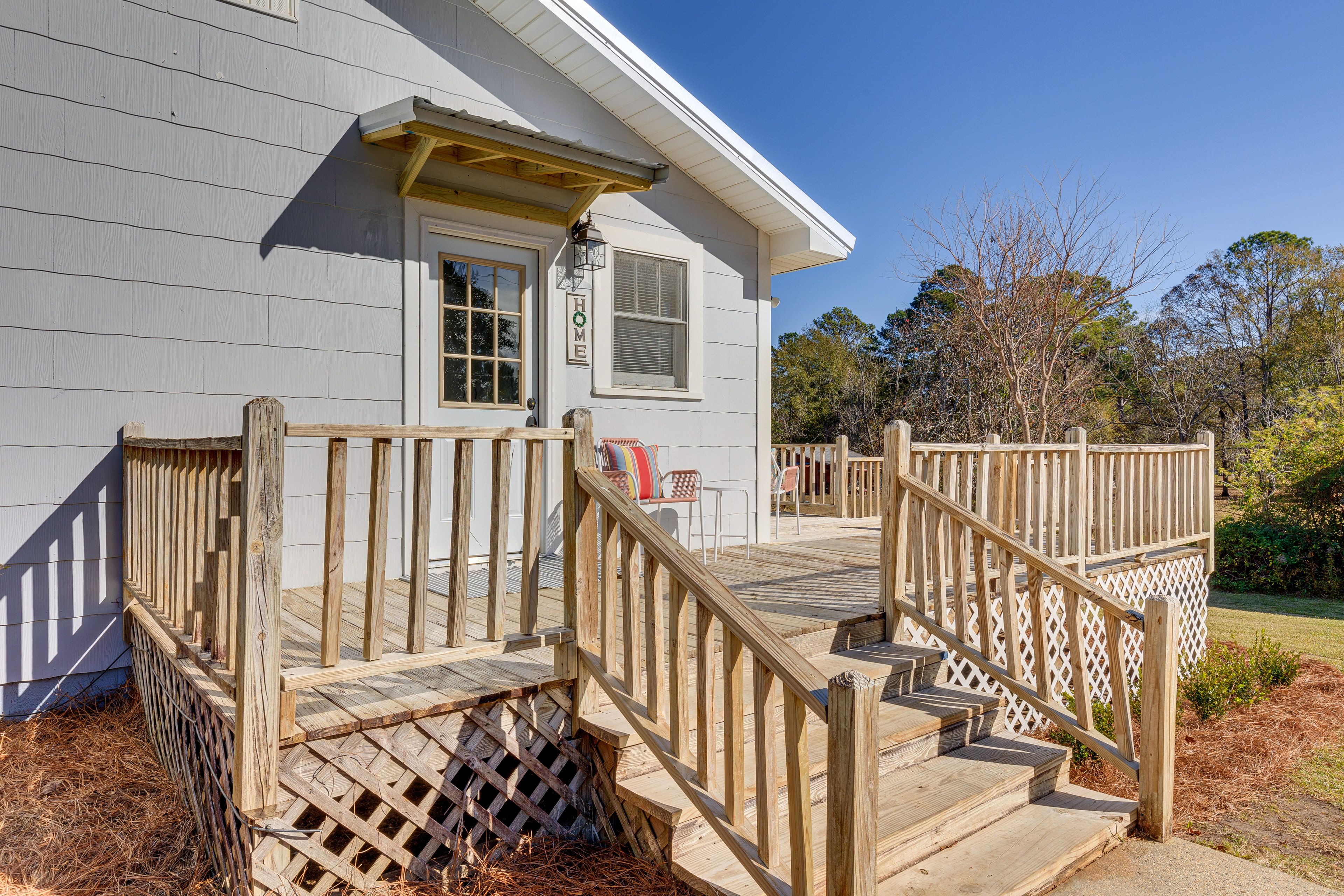 Wraparound Deck