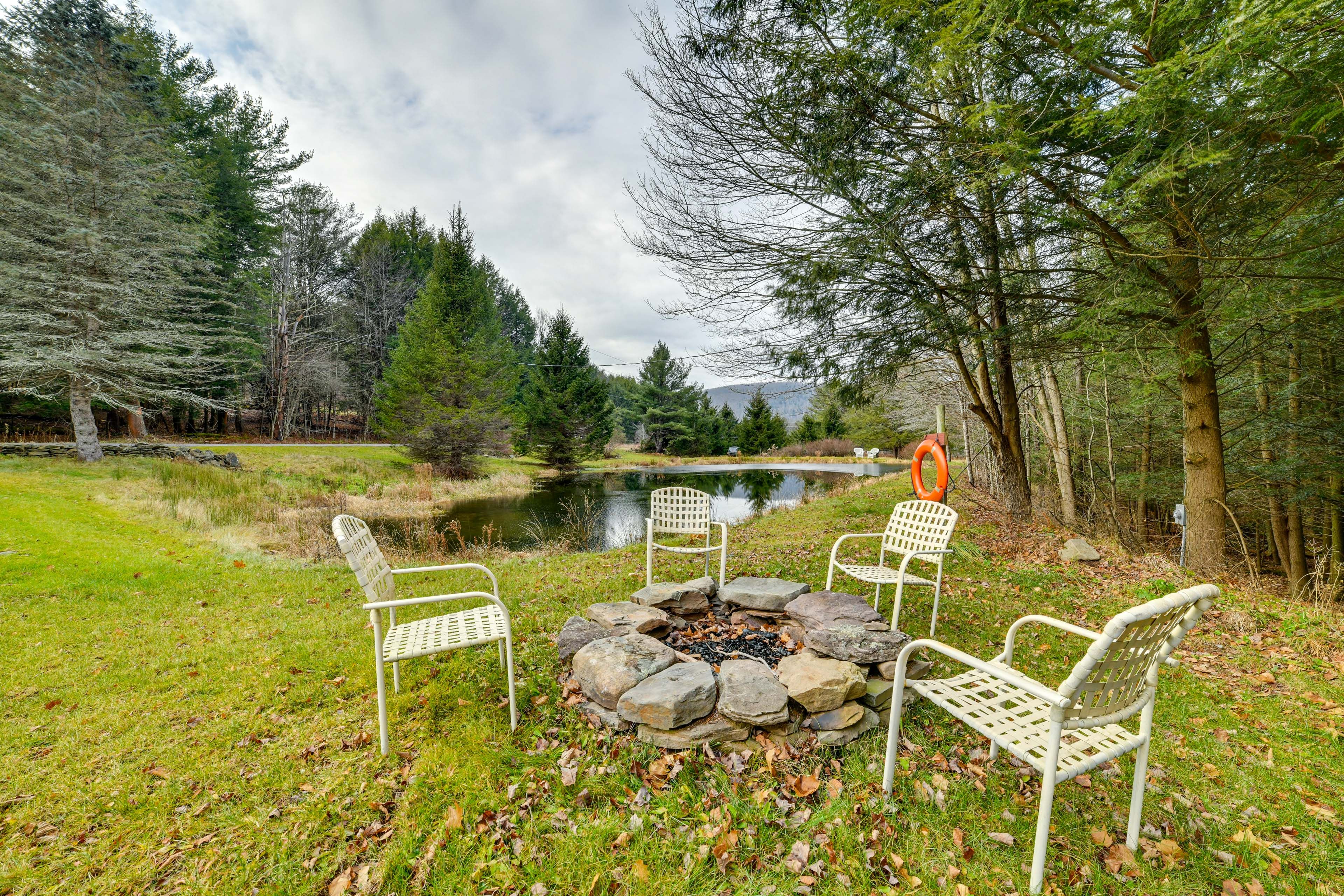 Yard Space | Fire Pit