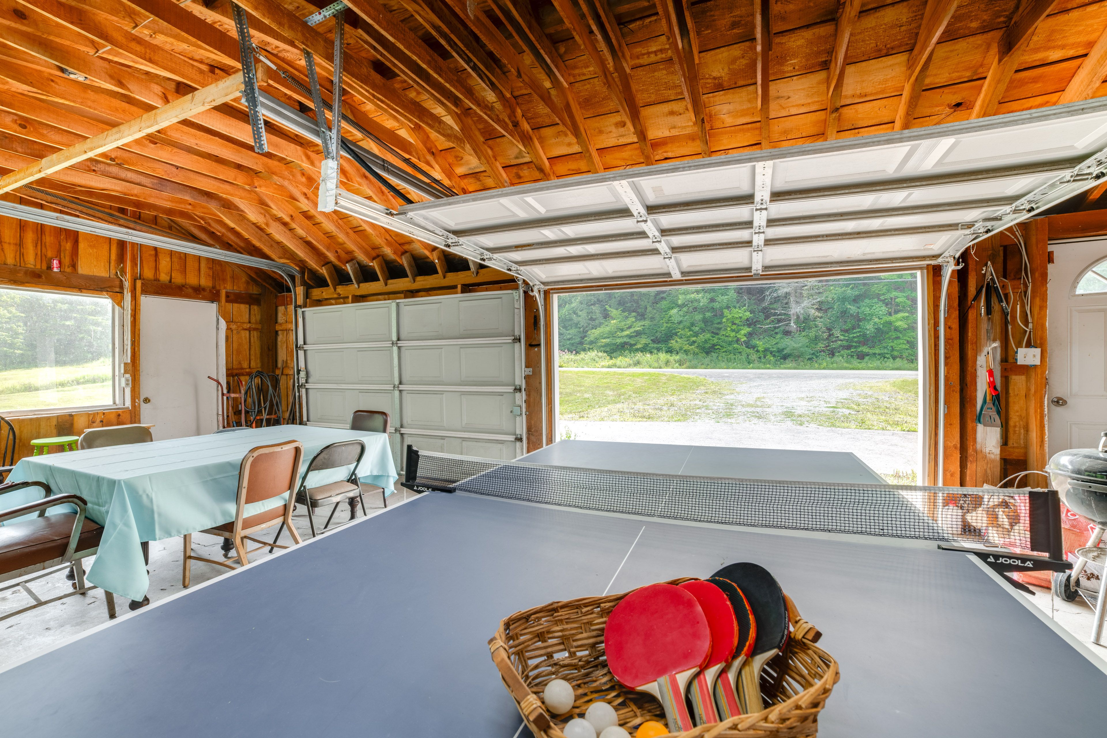 Garage | Ping-Pong Table