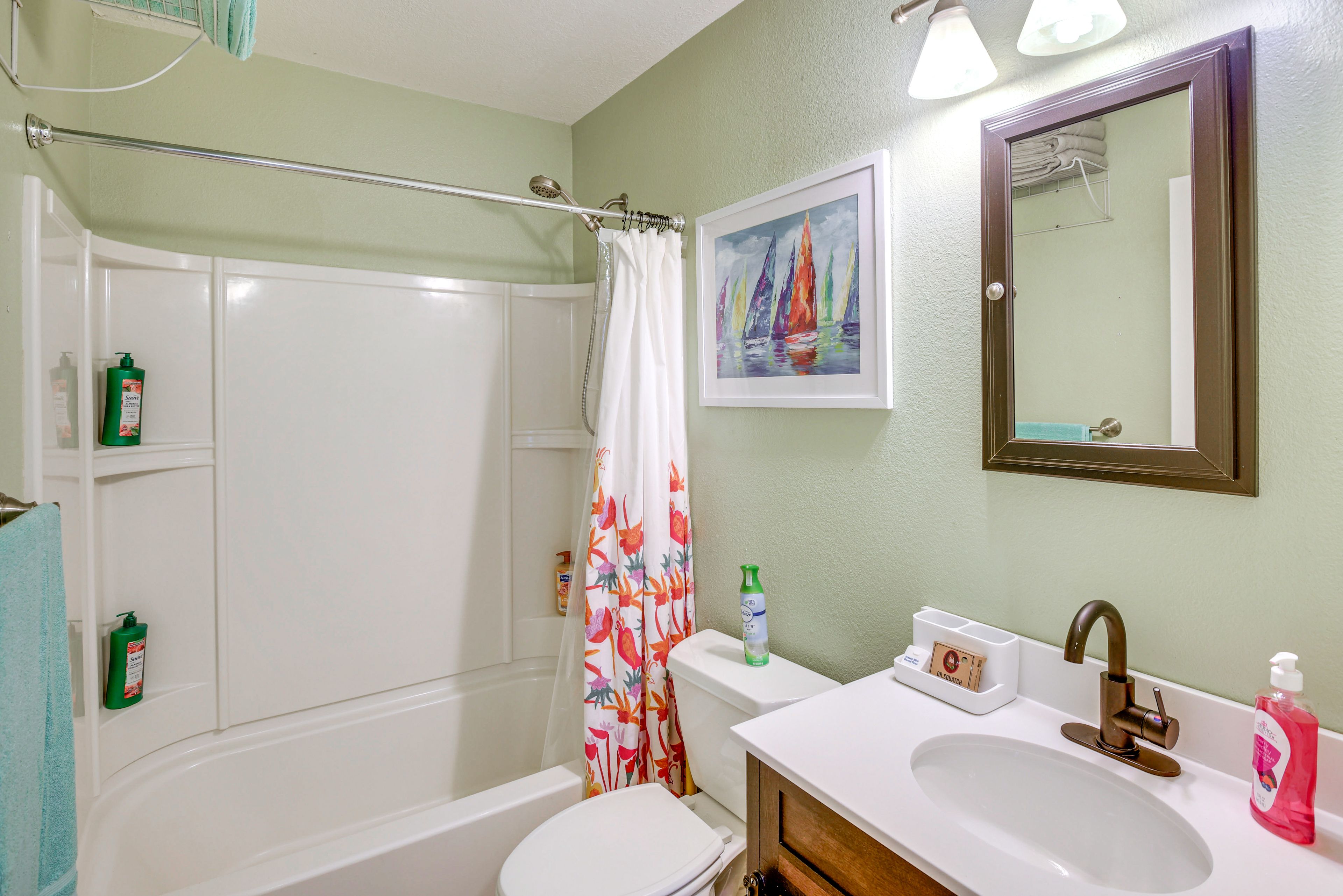Full Bathroom