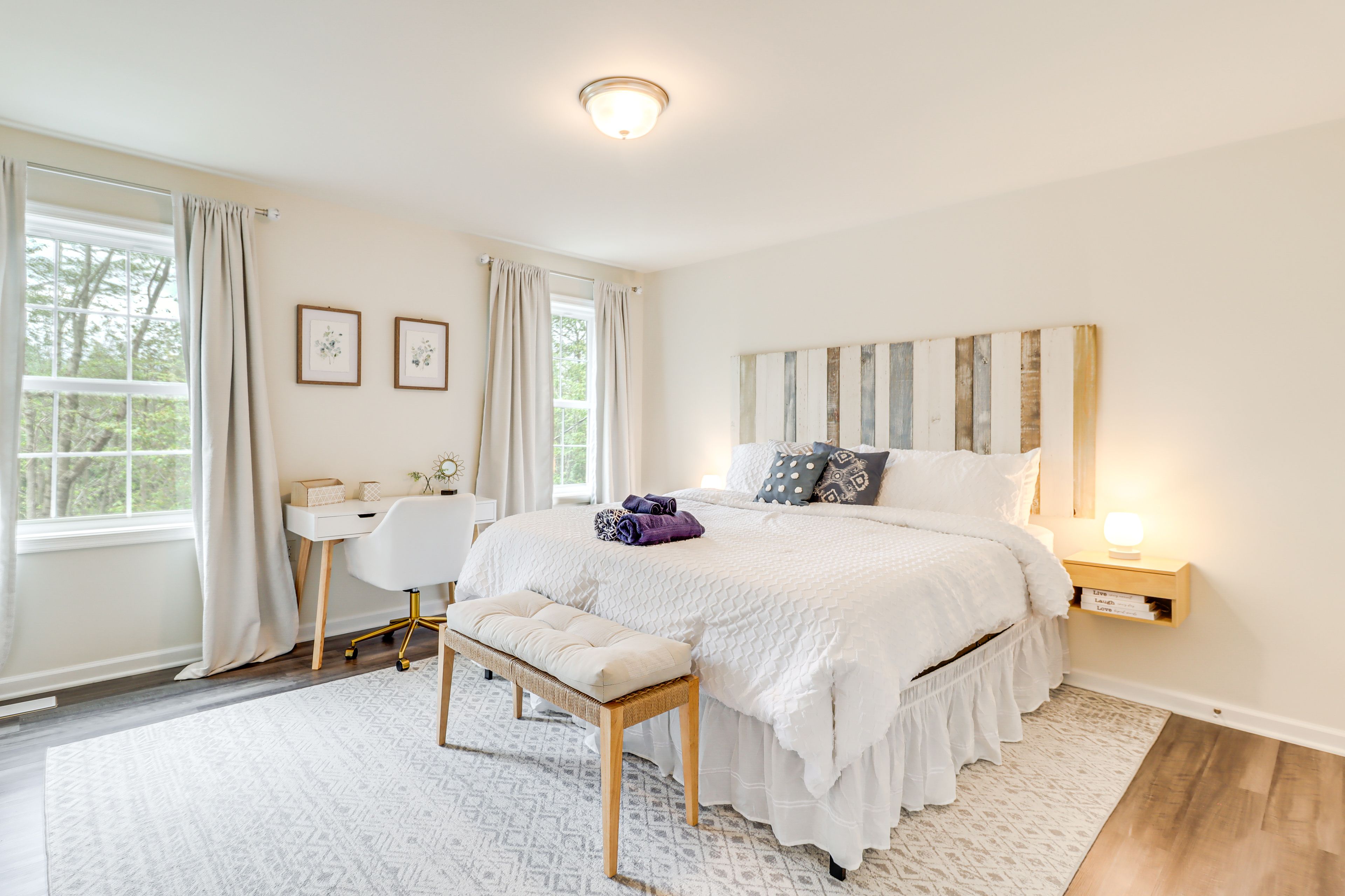 Bedroom 1 | 2nd Floor | King Bed | Smart TV | Desk Workspace