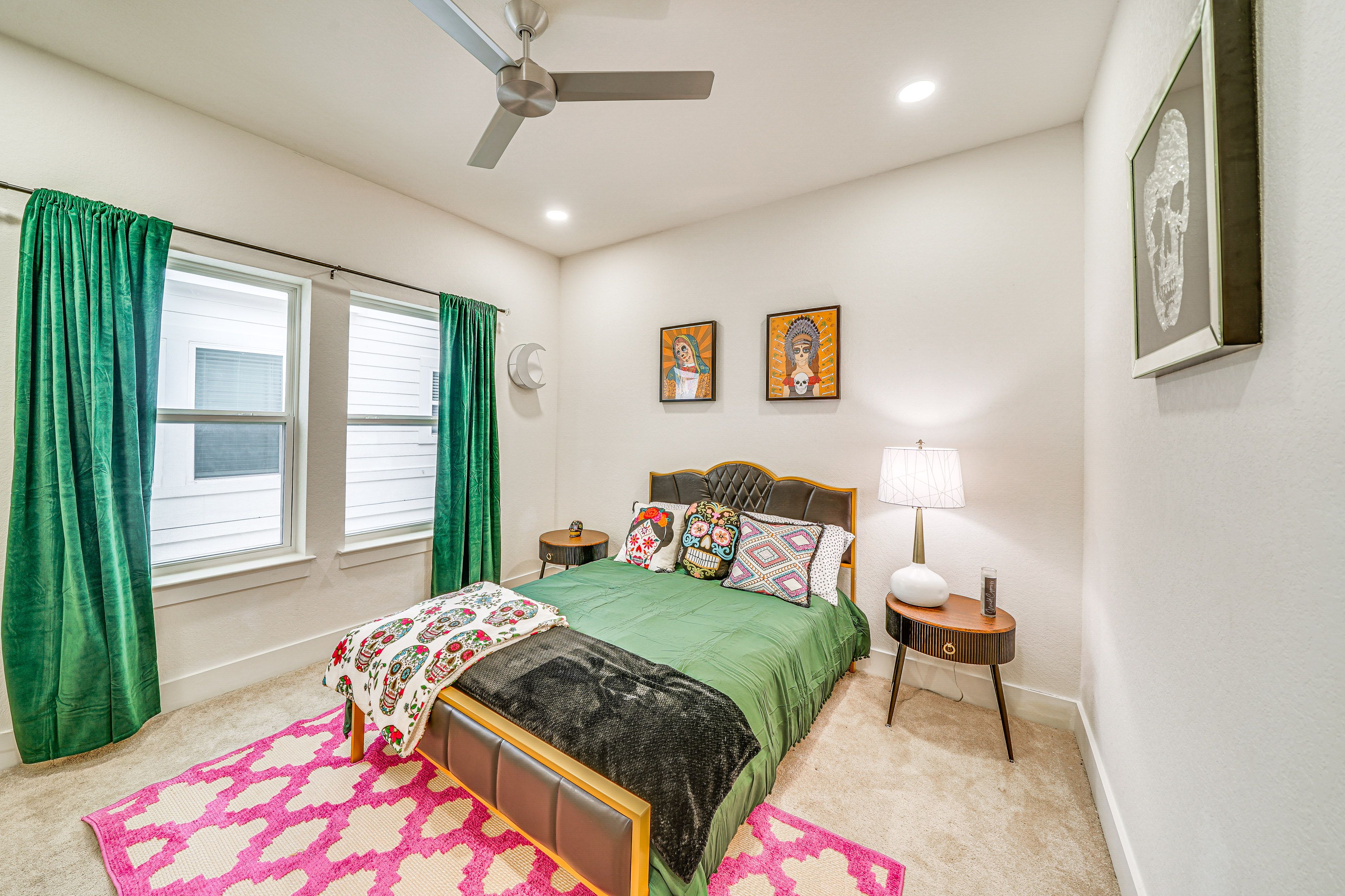 Bedroom 1 | Queen Bed | 2nd Floor