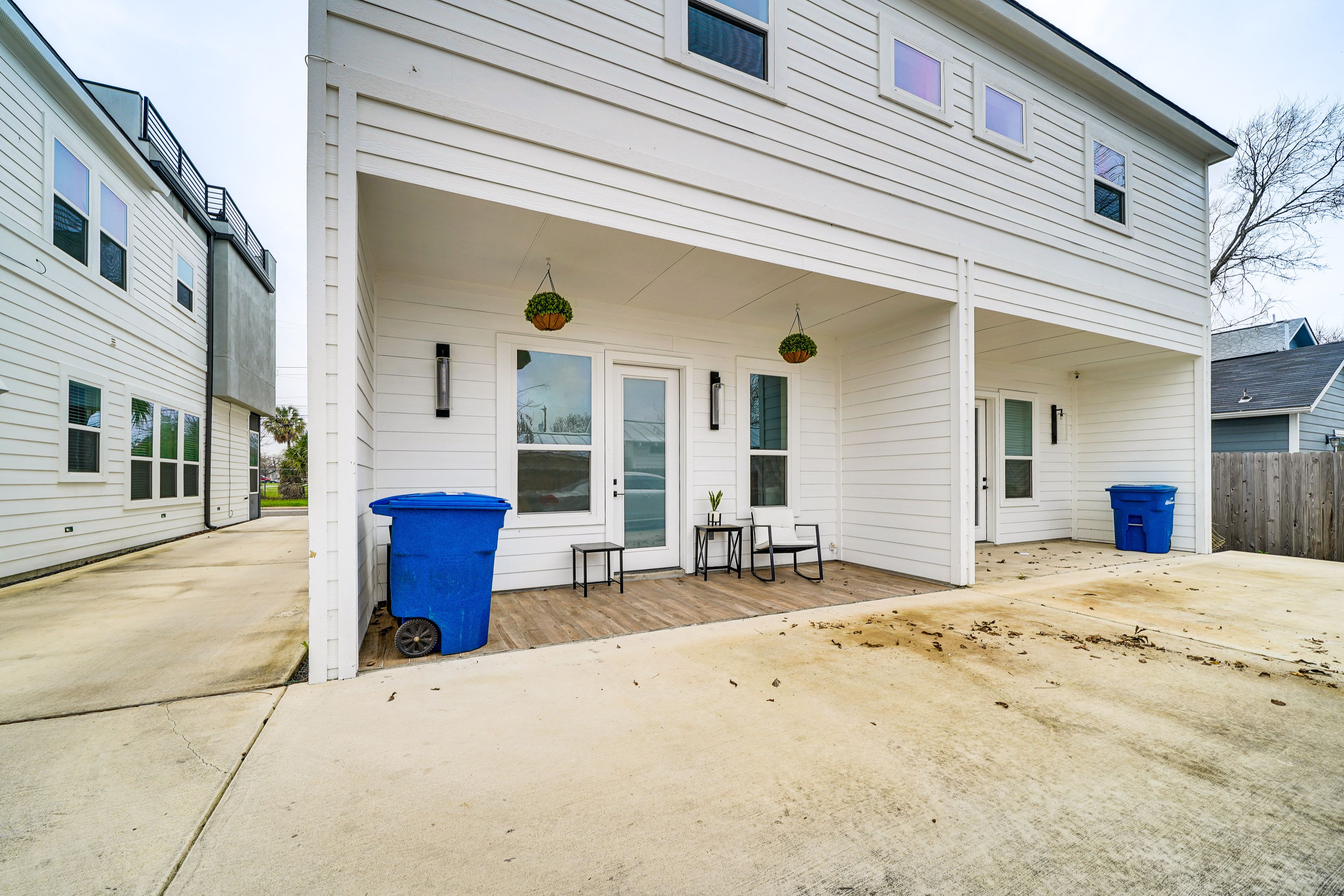 Condo Exterior | Addt'l Furnished Patio