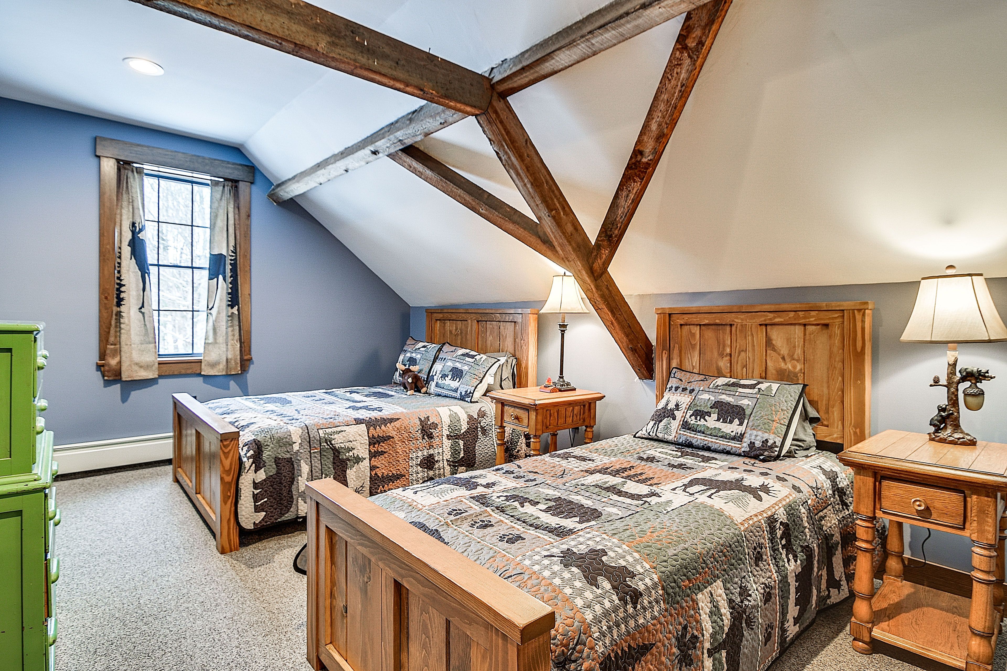 Bedroom 2 | Full Bed | Twin Bed | 2nd Floor
