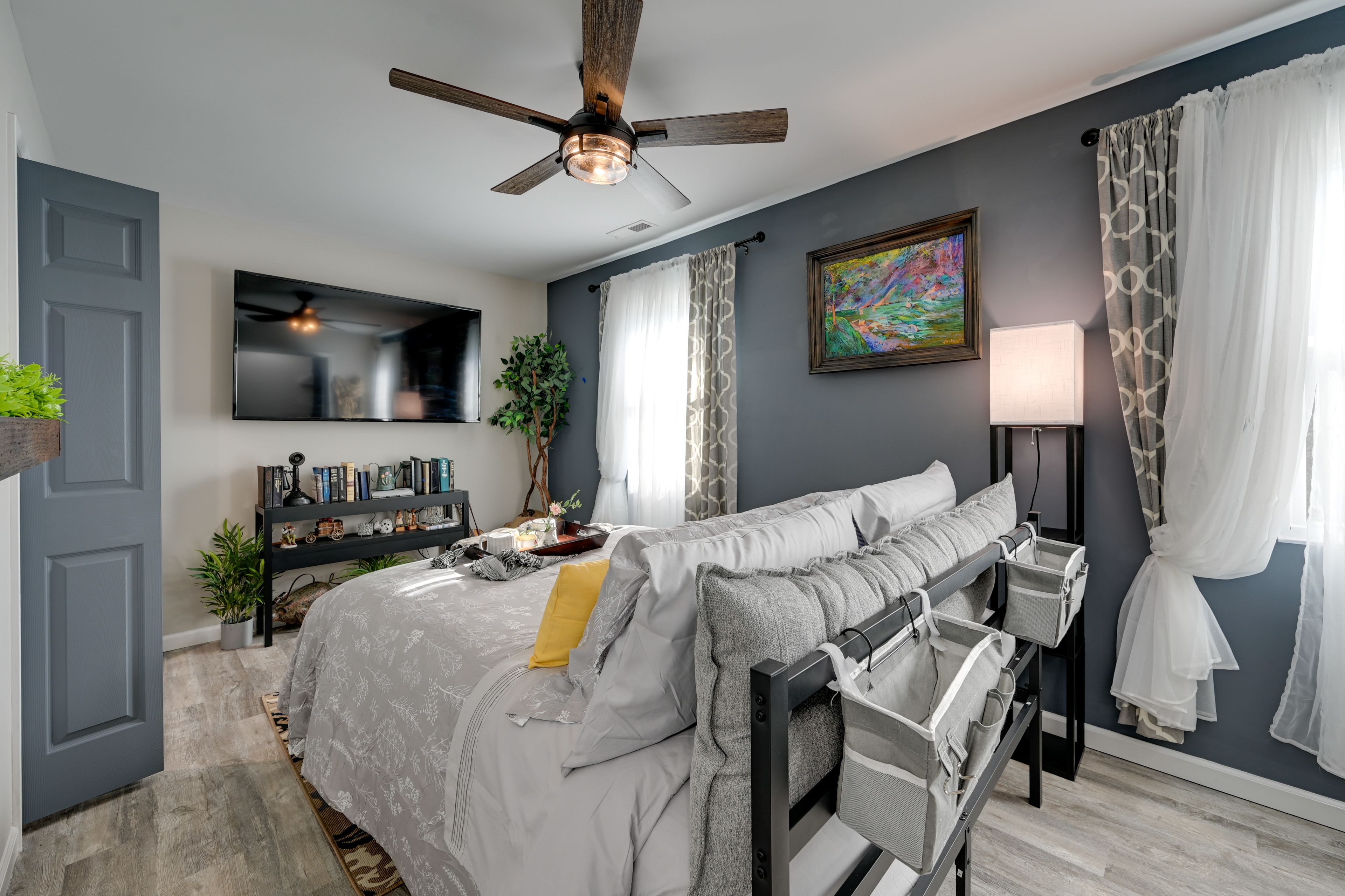 Bedroom 2 | Queen Bed | Flat-Screen TV