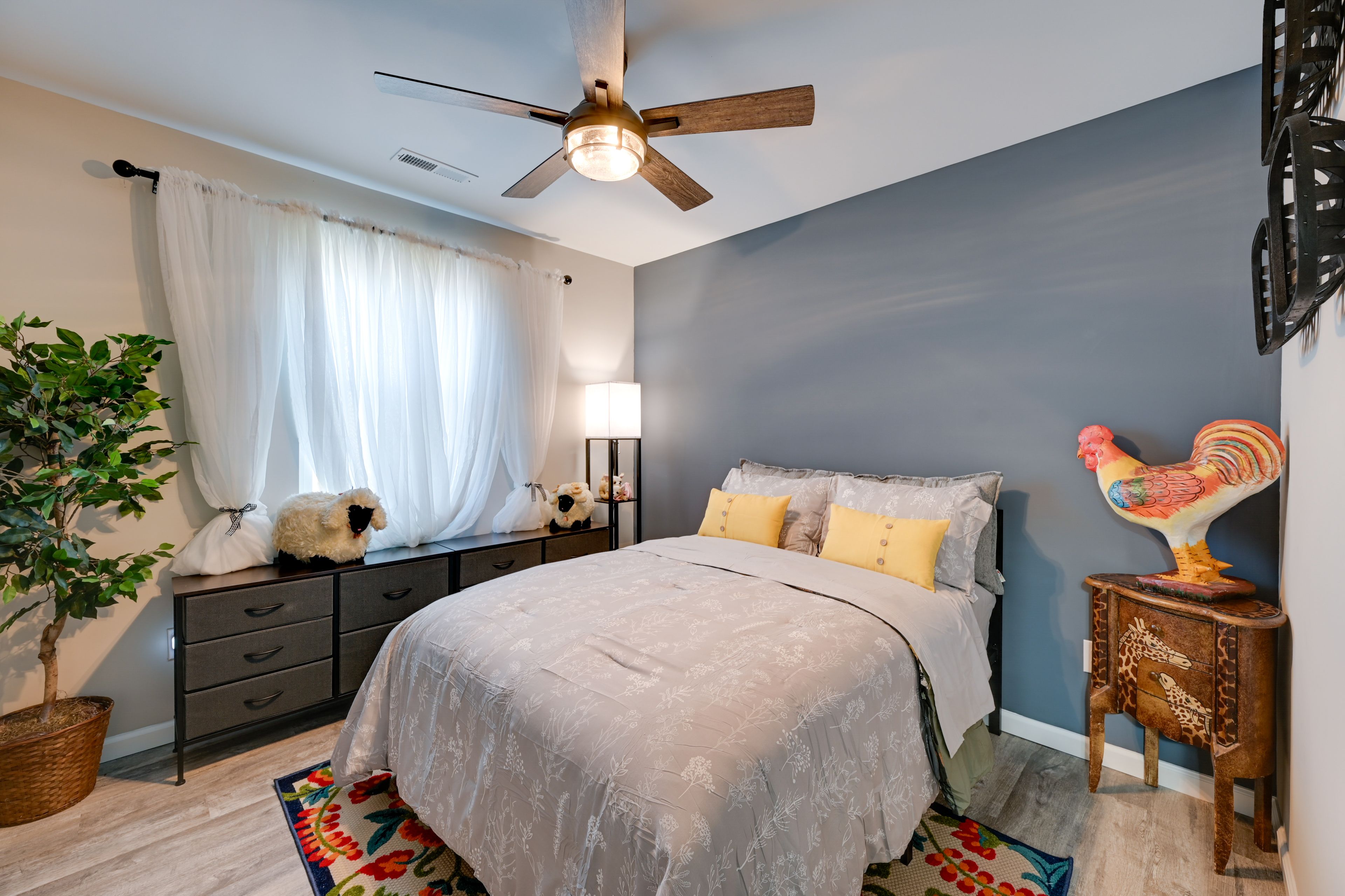 Bedroom 3 | Full Bed | Flat-Screen TV